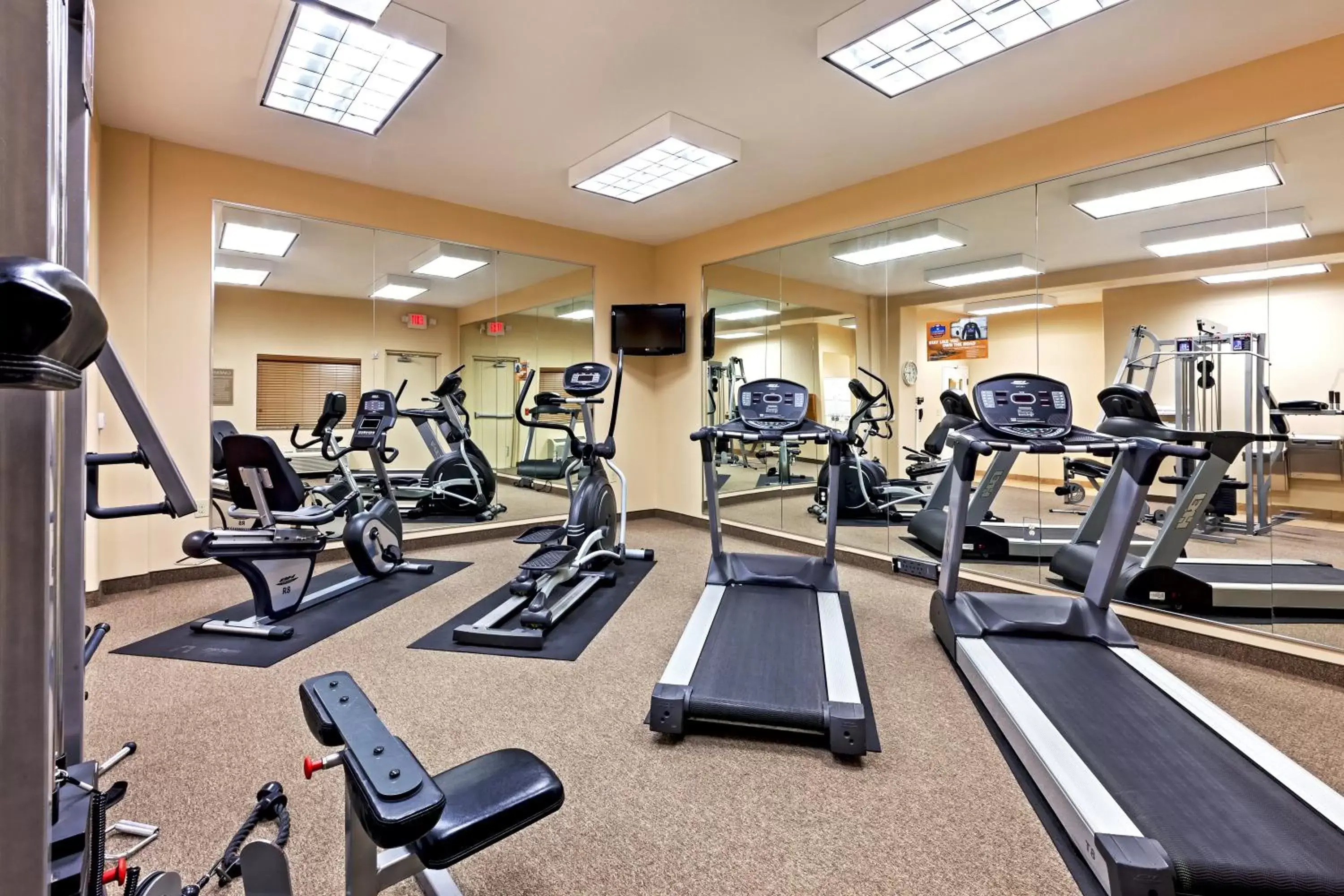 Fitness centre/facilities, Fitness Center/Facilities in Candlewood Suites Baytown, an IHG Hotel