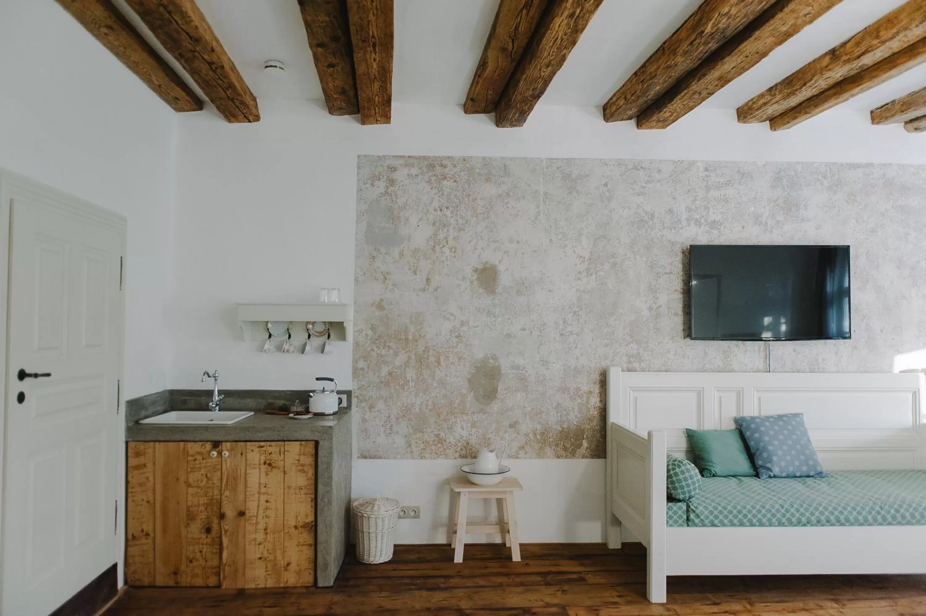 Bed in Miss Sophie's Olomouc - Boutique Hotel