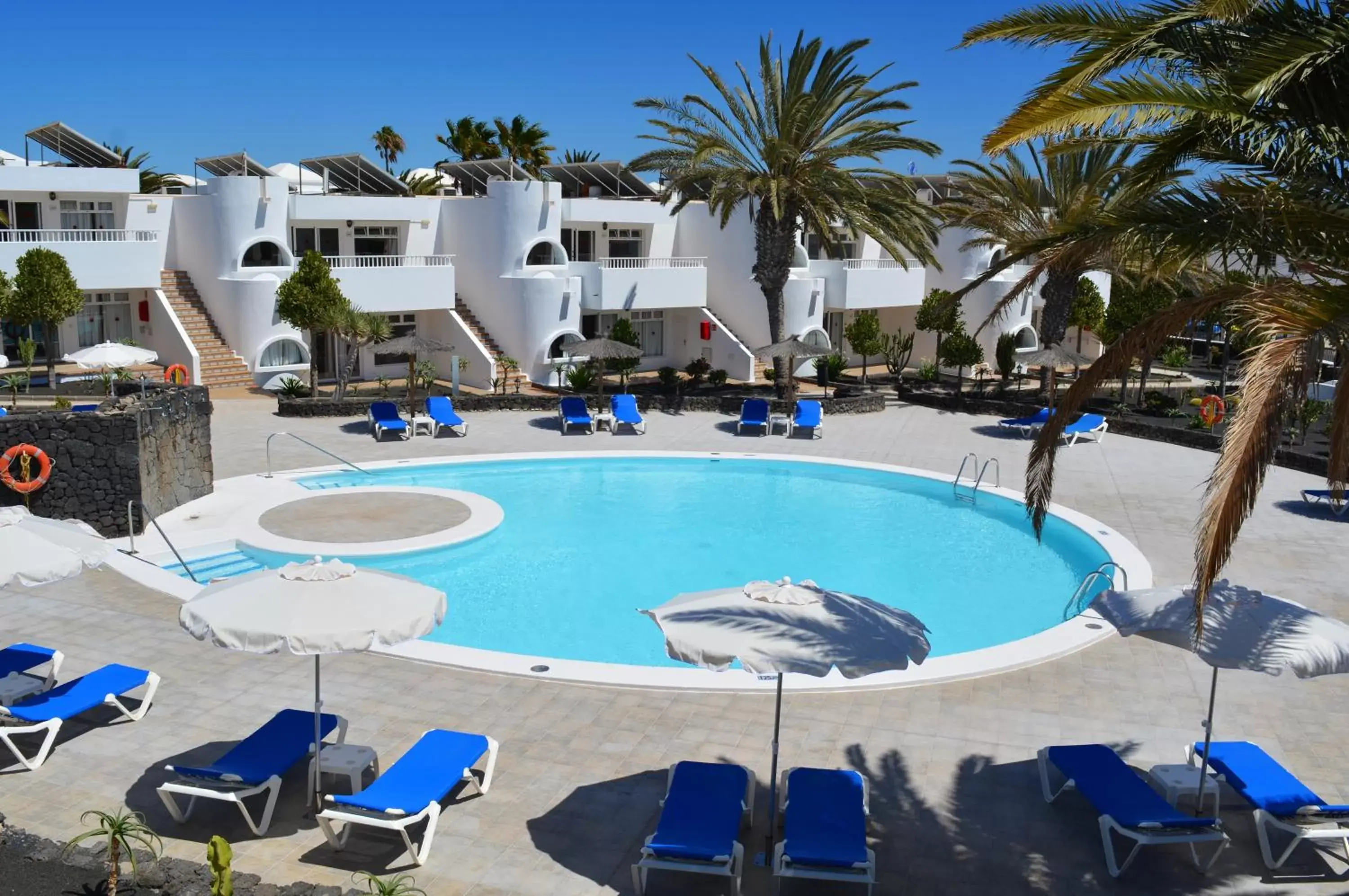 Swimming pool in Hotel Floresta Swimming pool in Hotel Floresta