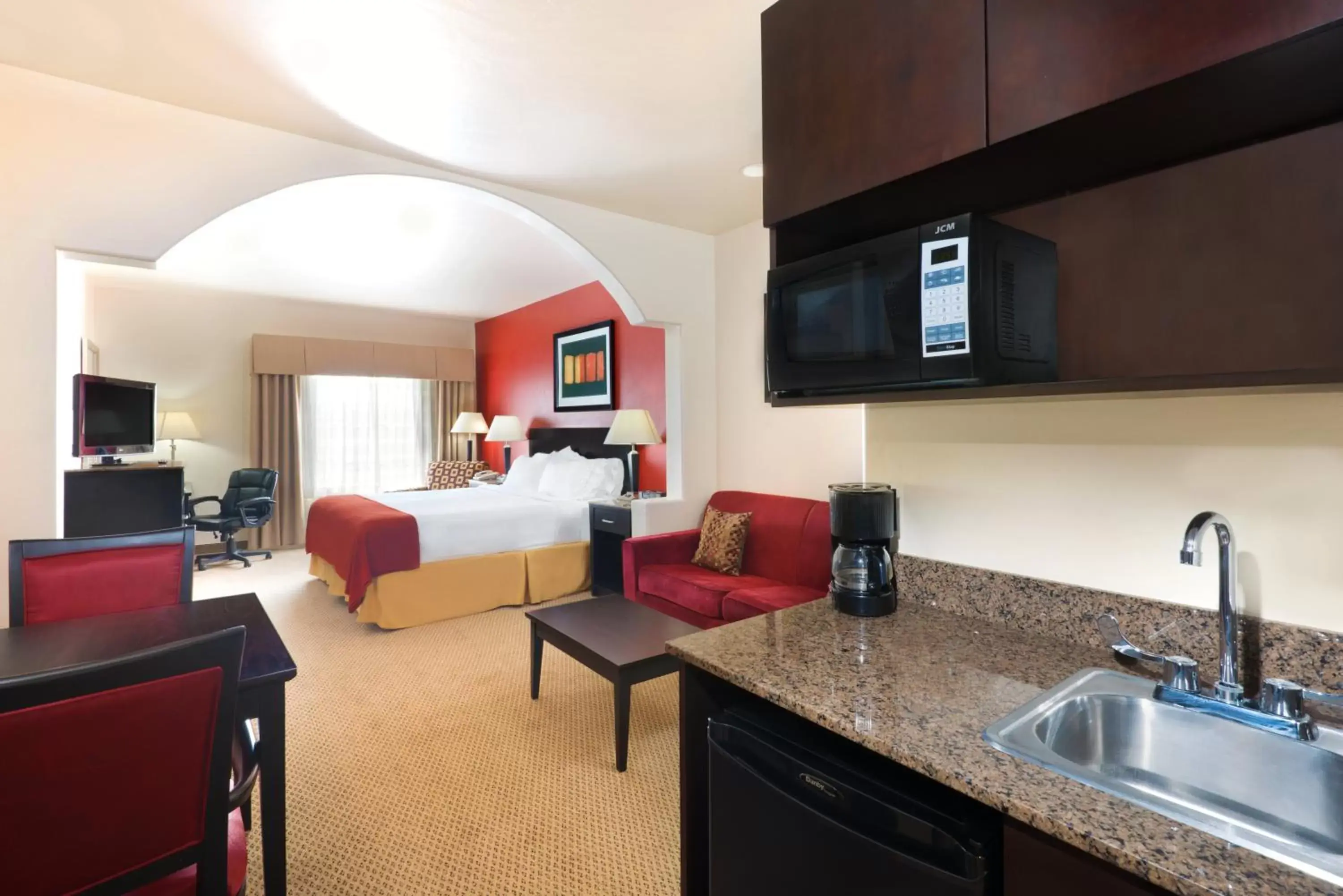 Photo of the whole room in Holiday Inn Express Hotel & Suites Casa Grande, an IHG Hotel