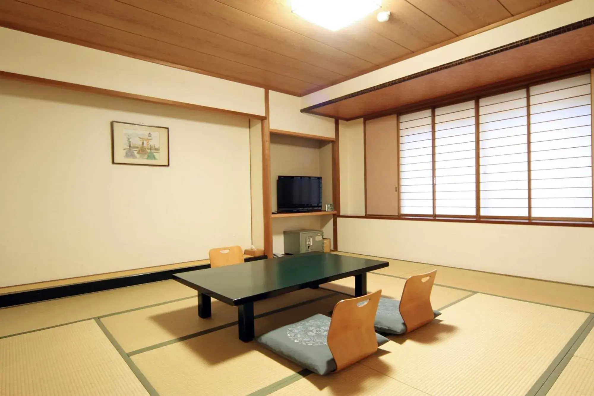 Seating Area in Miyajima Hotel Makoto