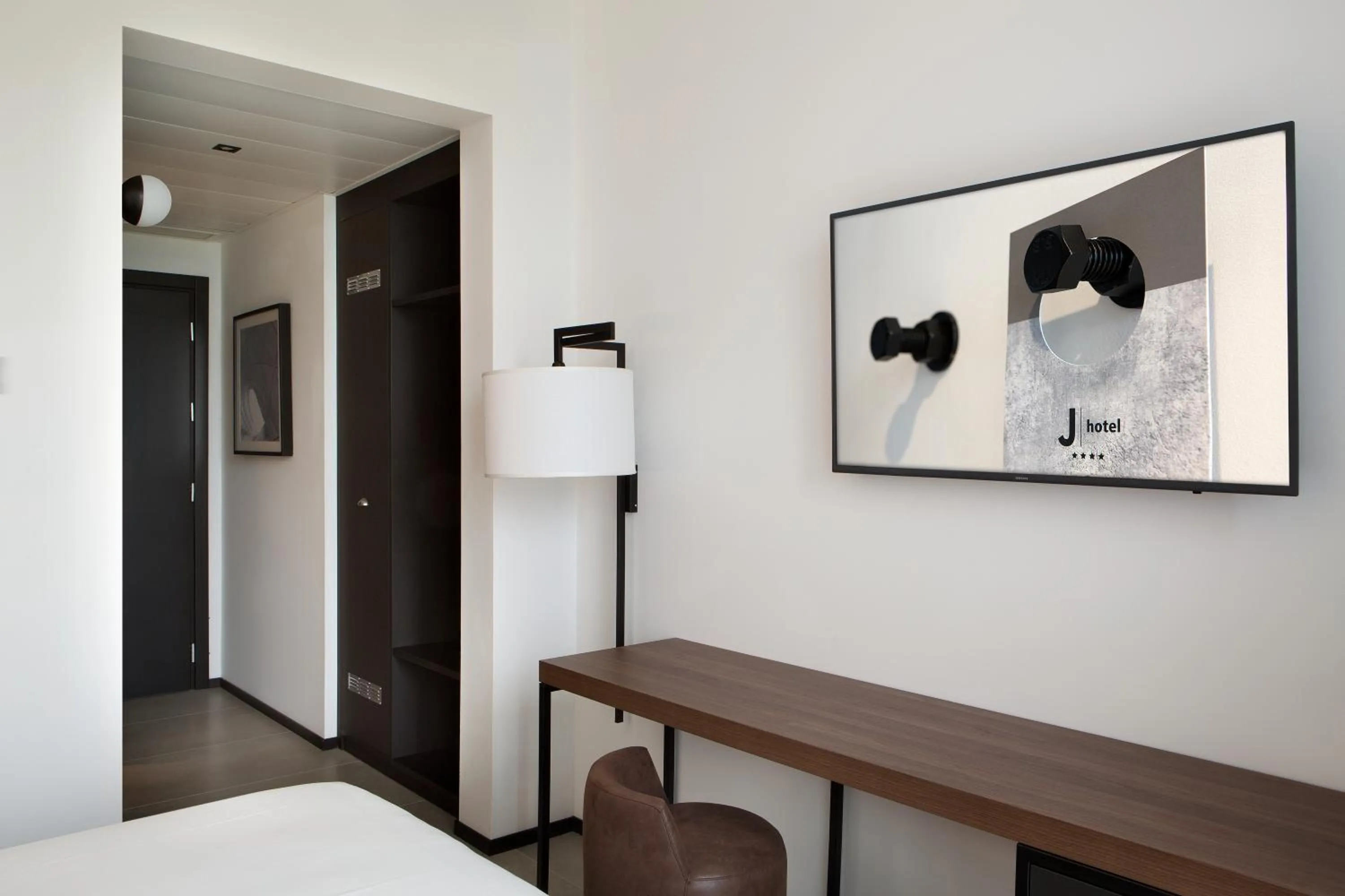 Bedroom, Bed in J Hotel