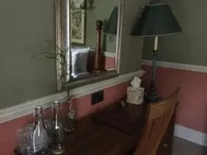 Decorative detail, Coffee/Tea Facilities in Ash Farm Country House