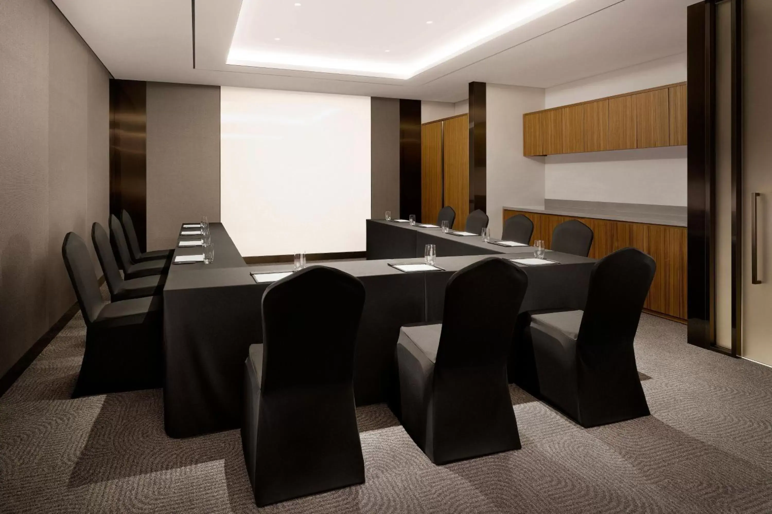Meeting/conference room in Four Points by Sheraton Suwon