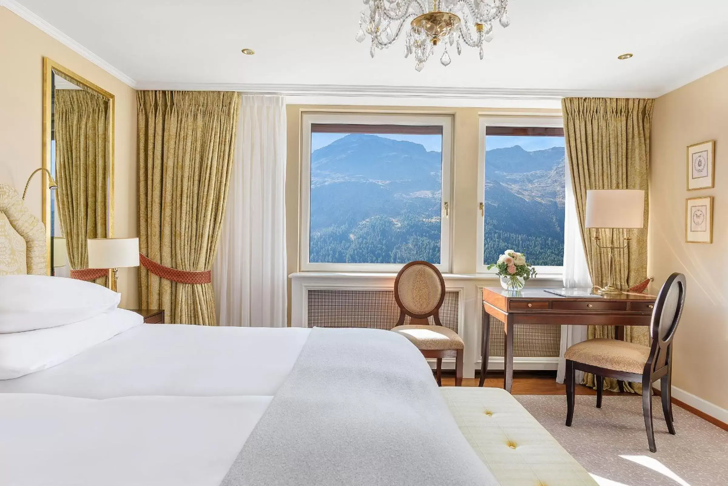 Photo of the whole room, Mountain View in Badrutt's Palace Hotel St Moritz