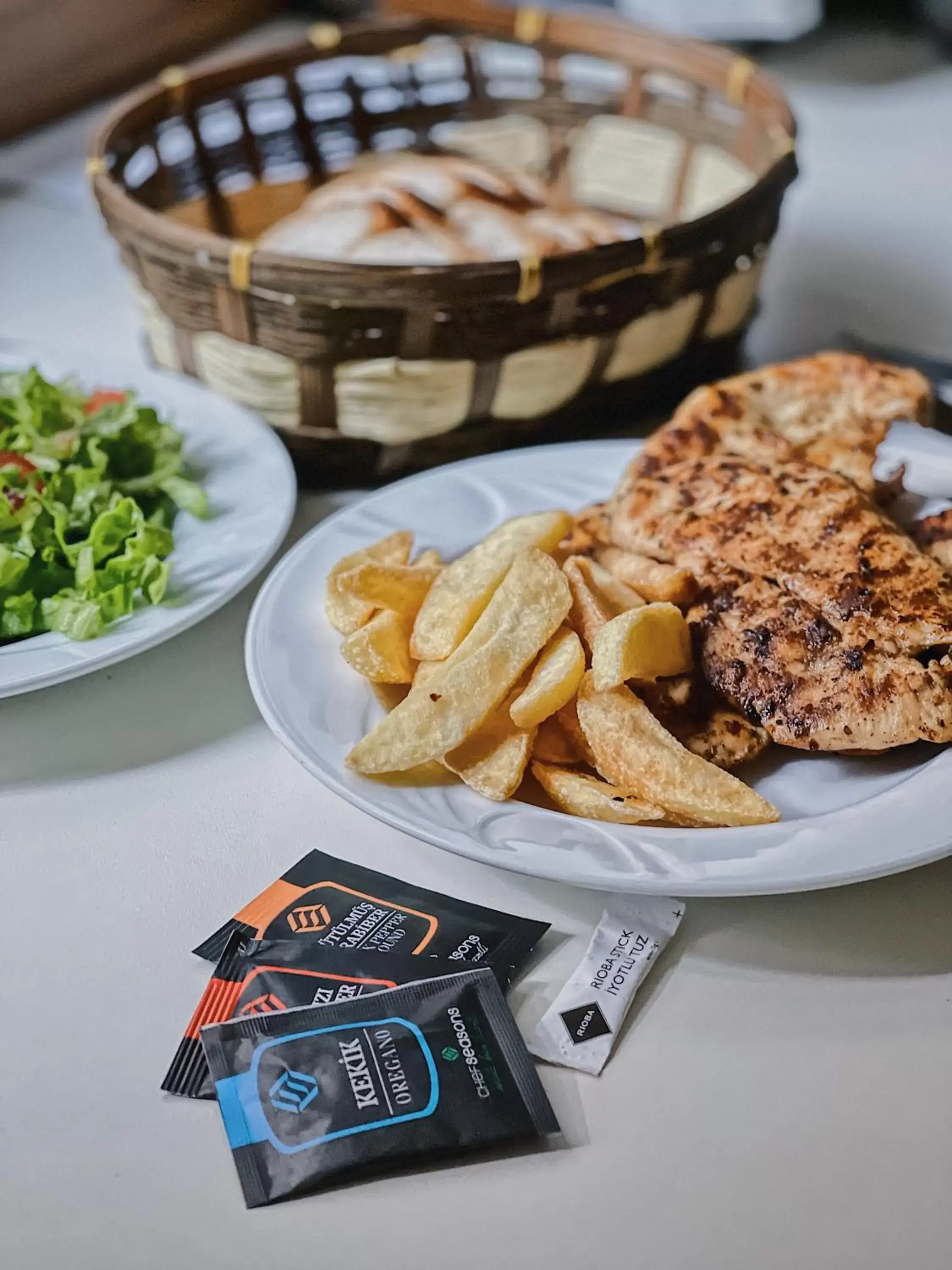 Restaurant/places to eat in Mimi Hotel Ankara