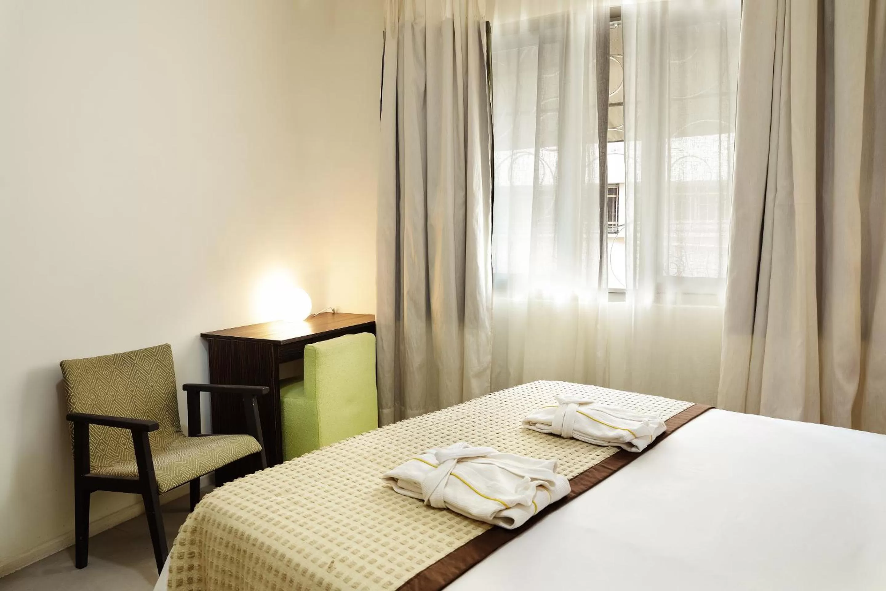 Bed in Hotel La Villette