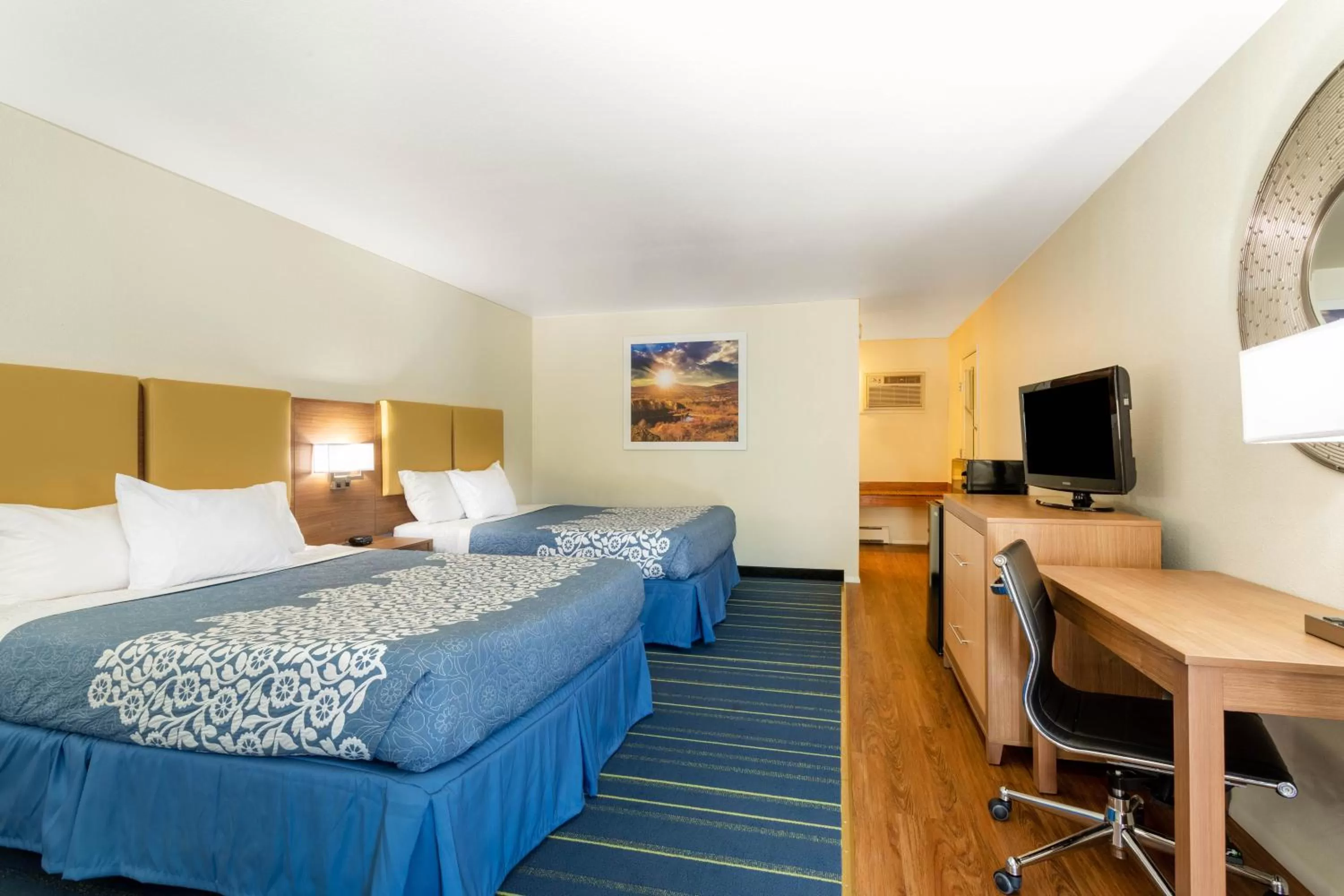 Photo of the whole room in Days Inn by Wyndham Durango