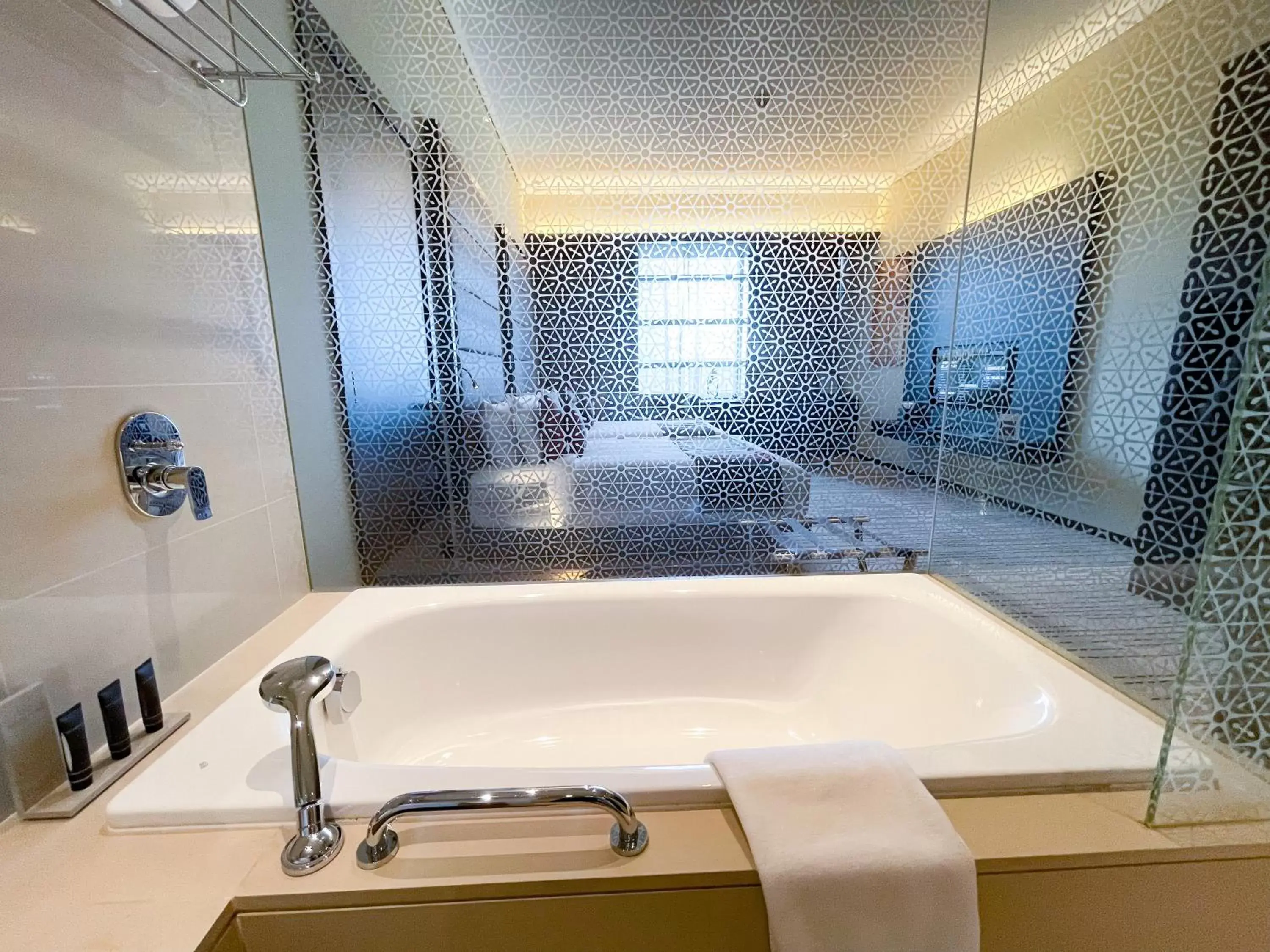 Bathroom in Southern Sun Abu Dhabi