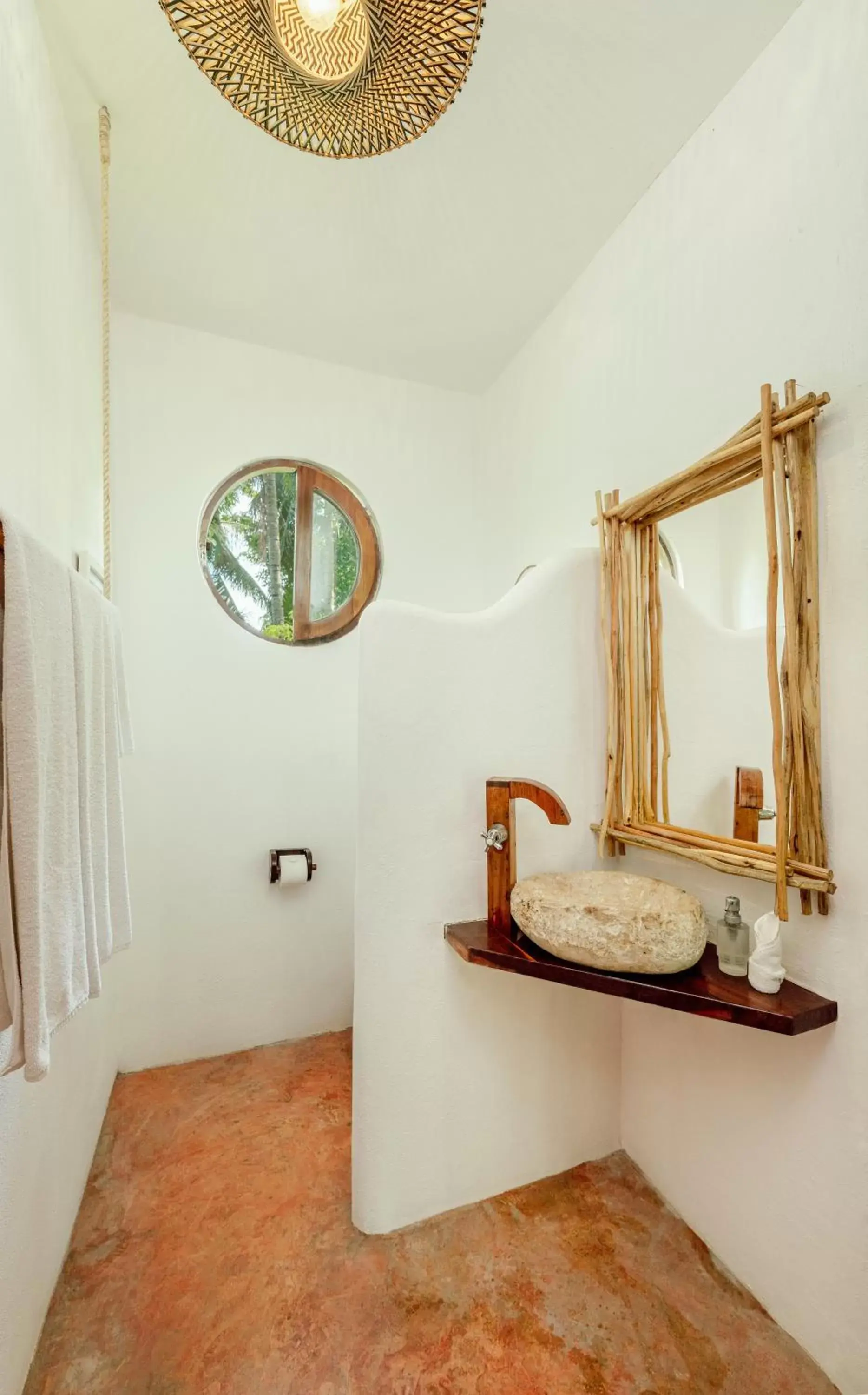 Bathroom in Dos Ceibas Tulum Feel Good Hotel