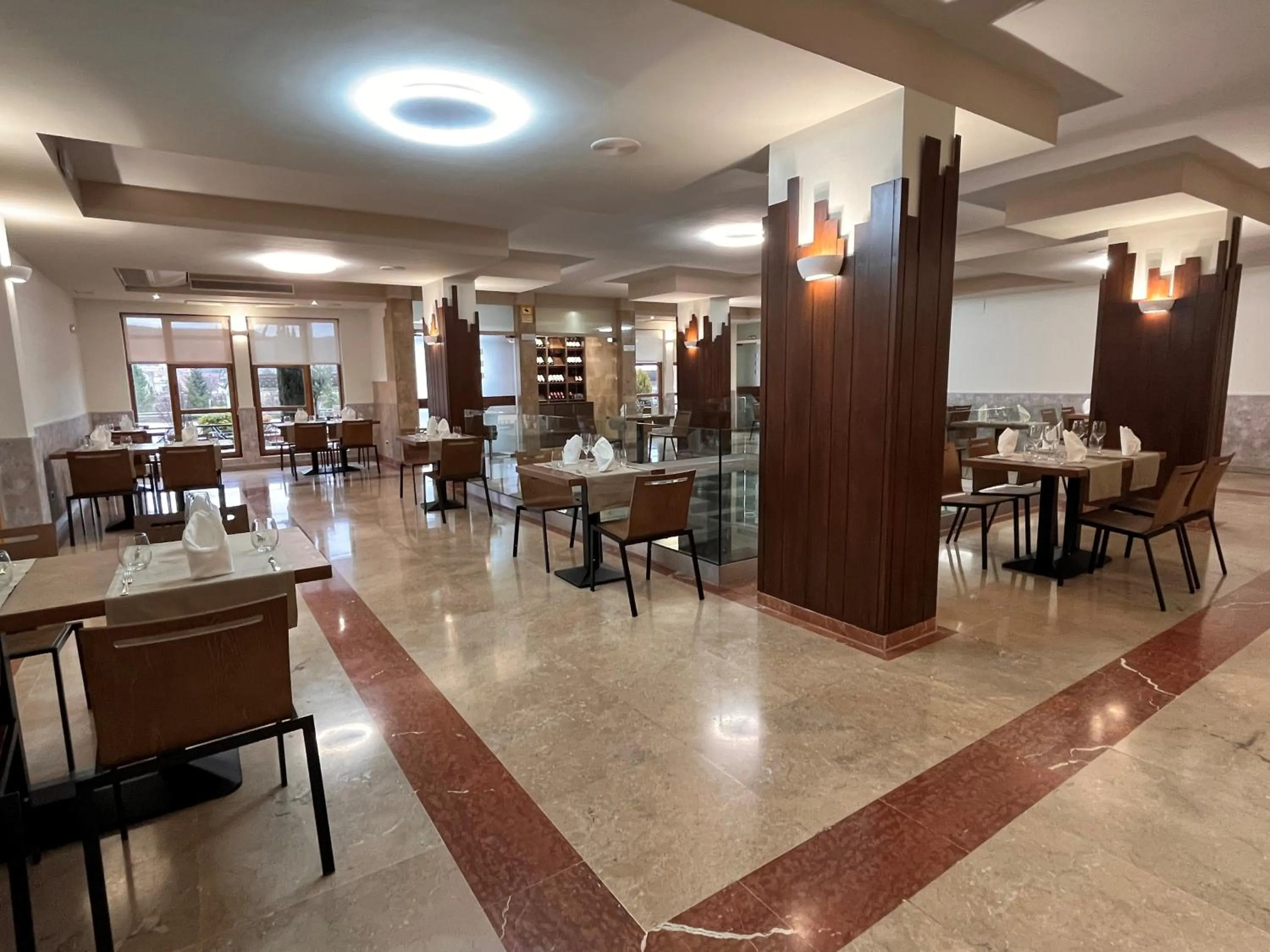 Restaurant/places to eat in Hotel Spa Rio Ucero