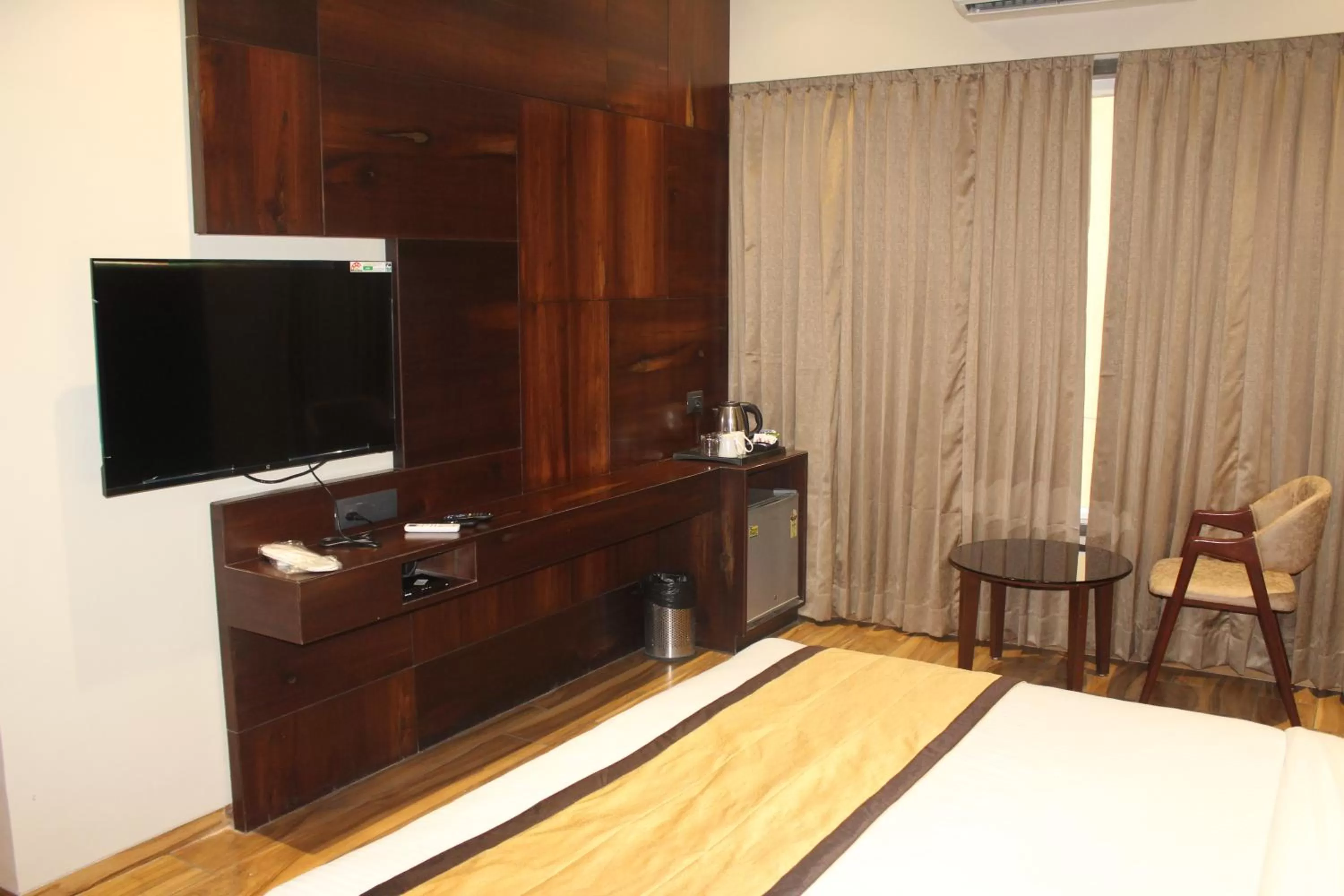 Bedroom, Bed in Hotel Rudra Royals