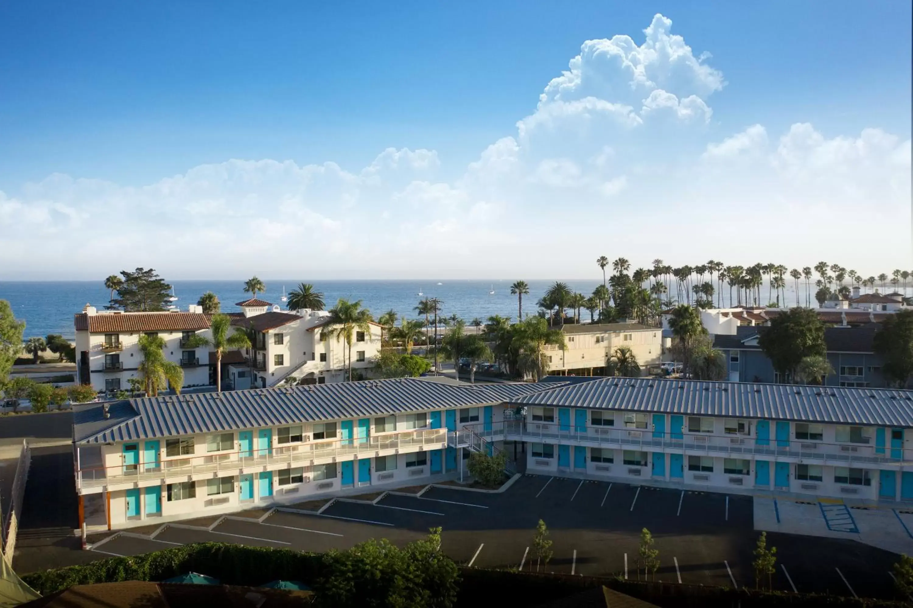 Property building in Motel 6-Santa Barbara, CA - Beach