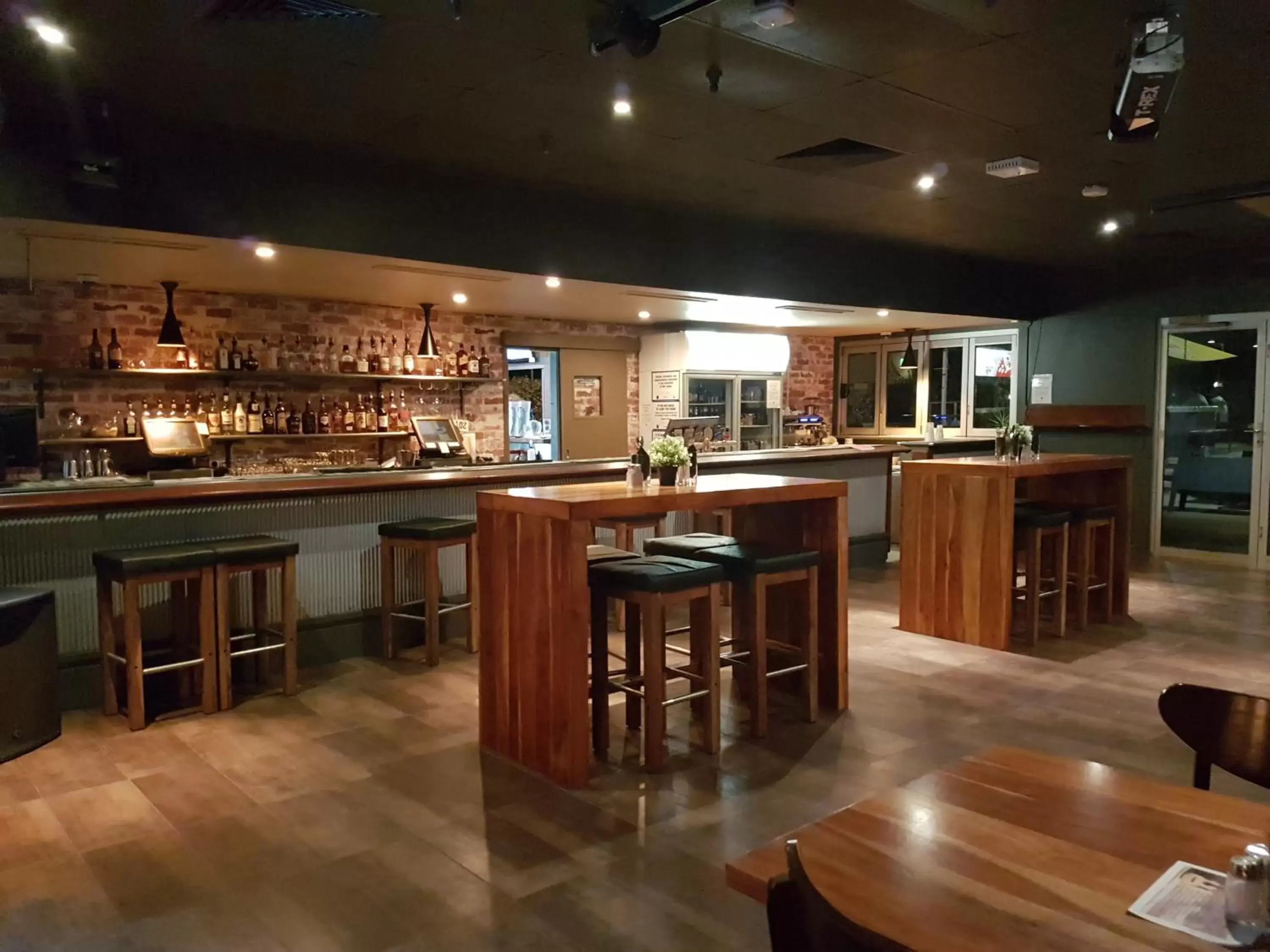 Non alcoholic drinks, Lounge/Bar in Potshot Hotel Resort