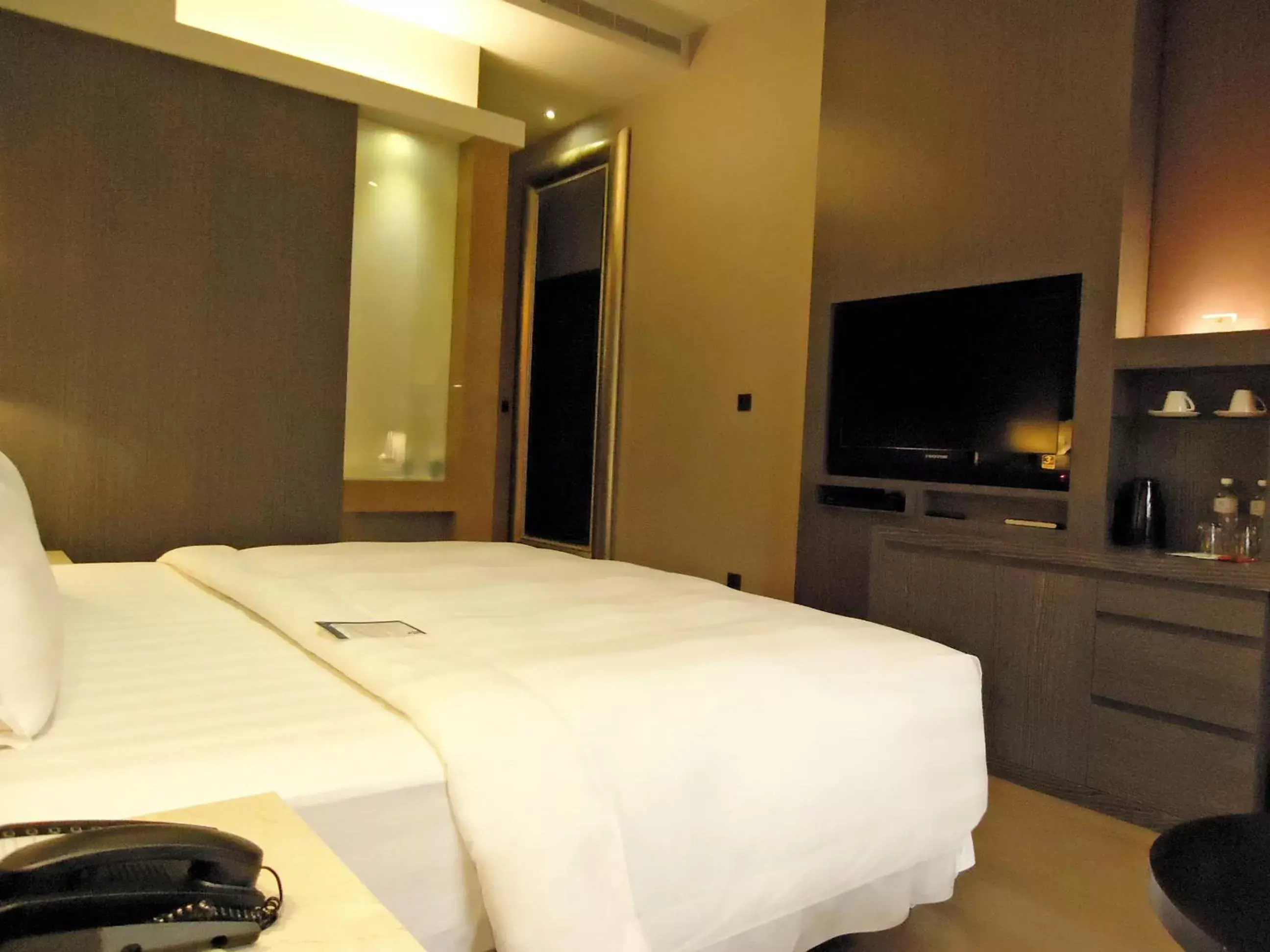 TV and multimedia, Bed in City Suites - Taipei Nandong