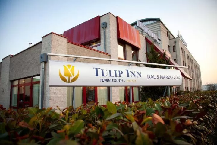Facade/entrance in Tulip Inn Turin South