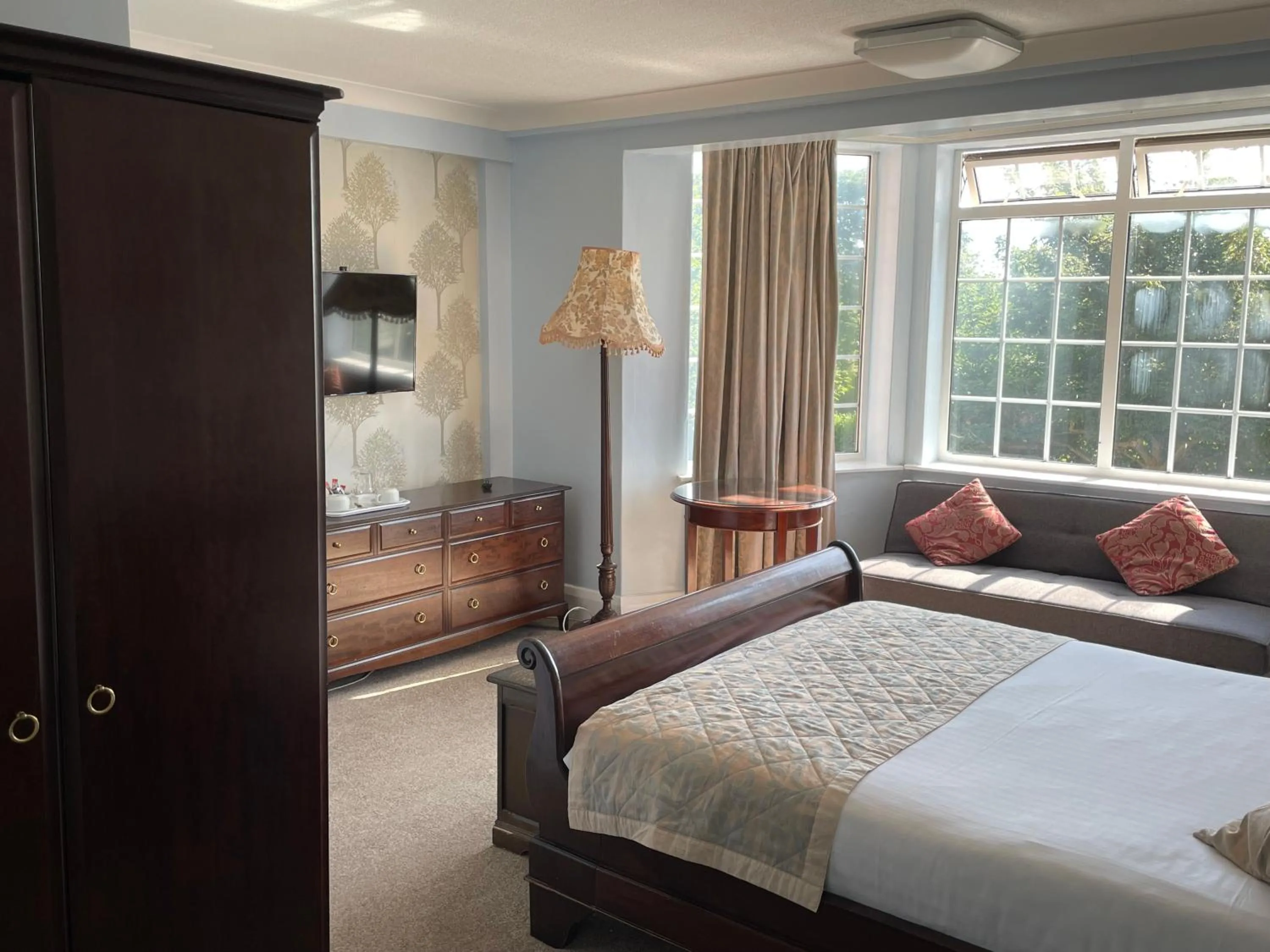 Bedroom, Bed in Yellow Mountain Hotel