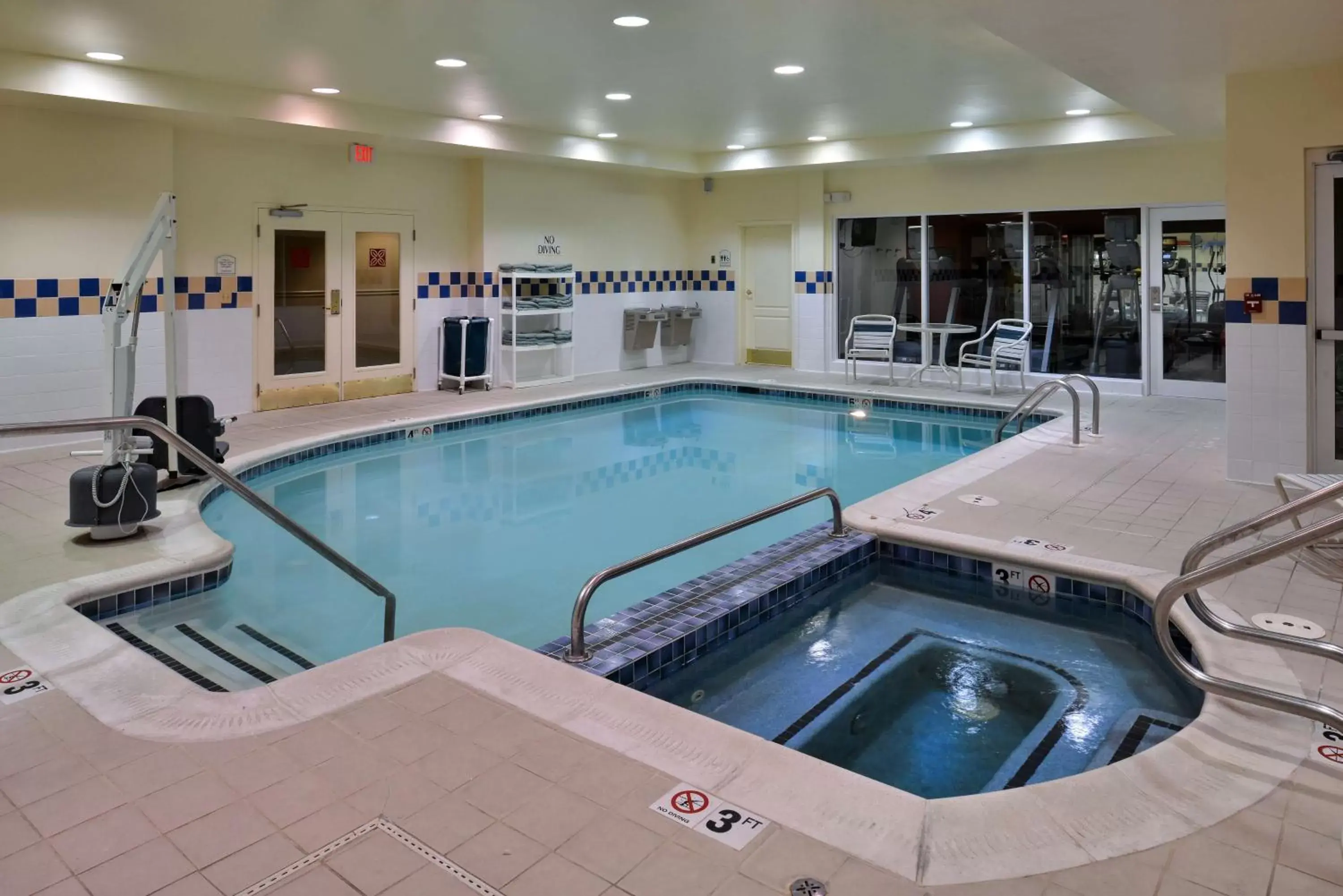Pool view, Swimming Pool in Hilton Garden Inn Columbia