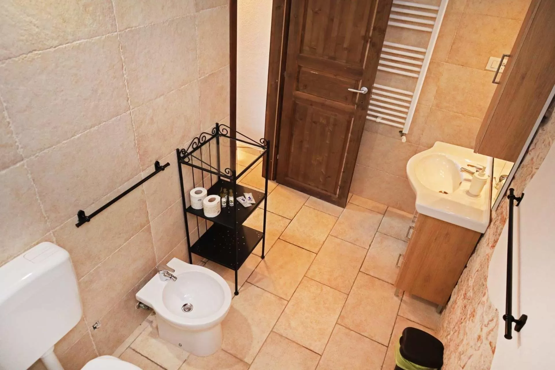 Toilet in Agriturismo Masseria Alberotanza