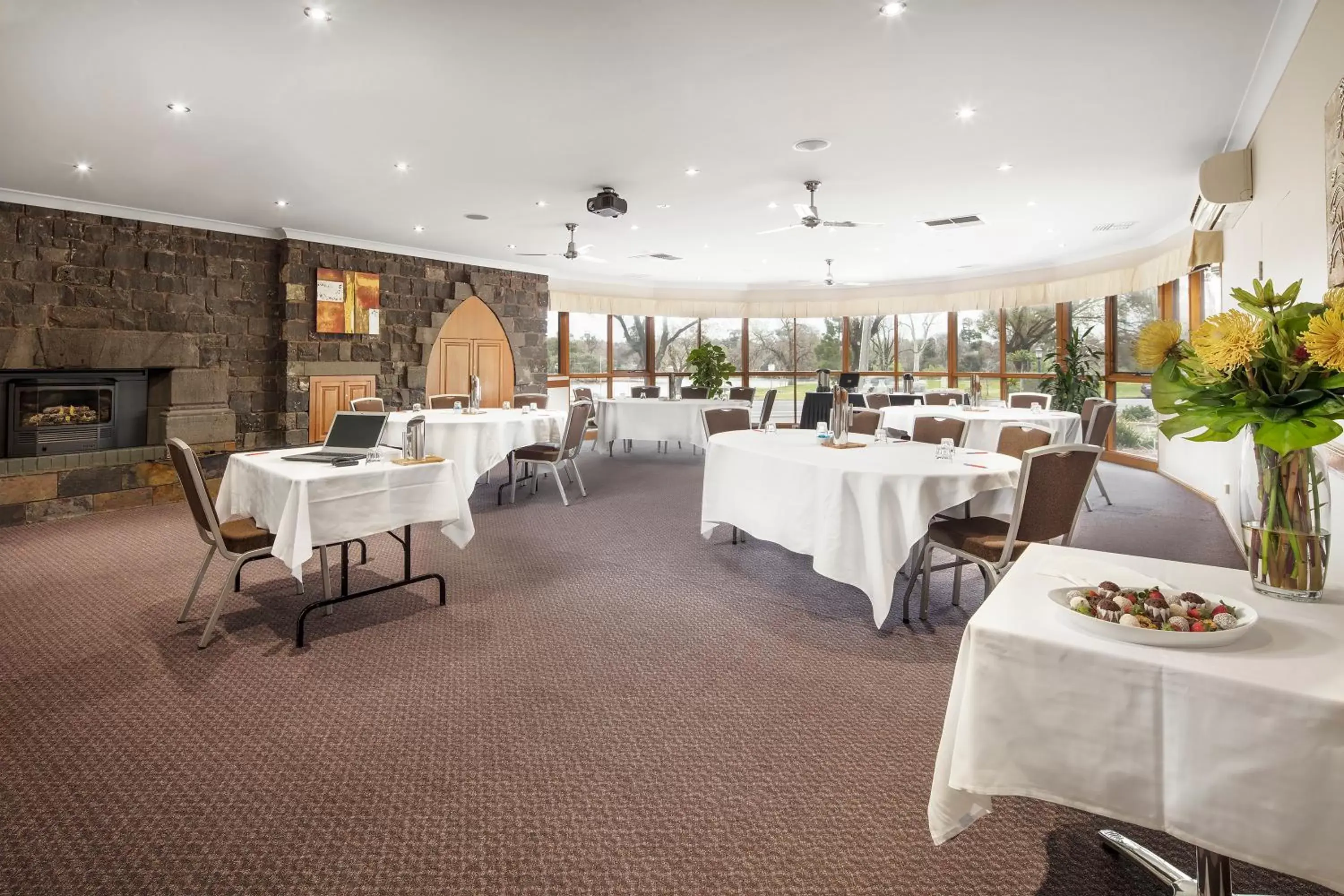 Banquet/Function facilities, Restaurant/Places to Eat in Julie-Anna, Bendigo