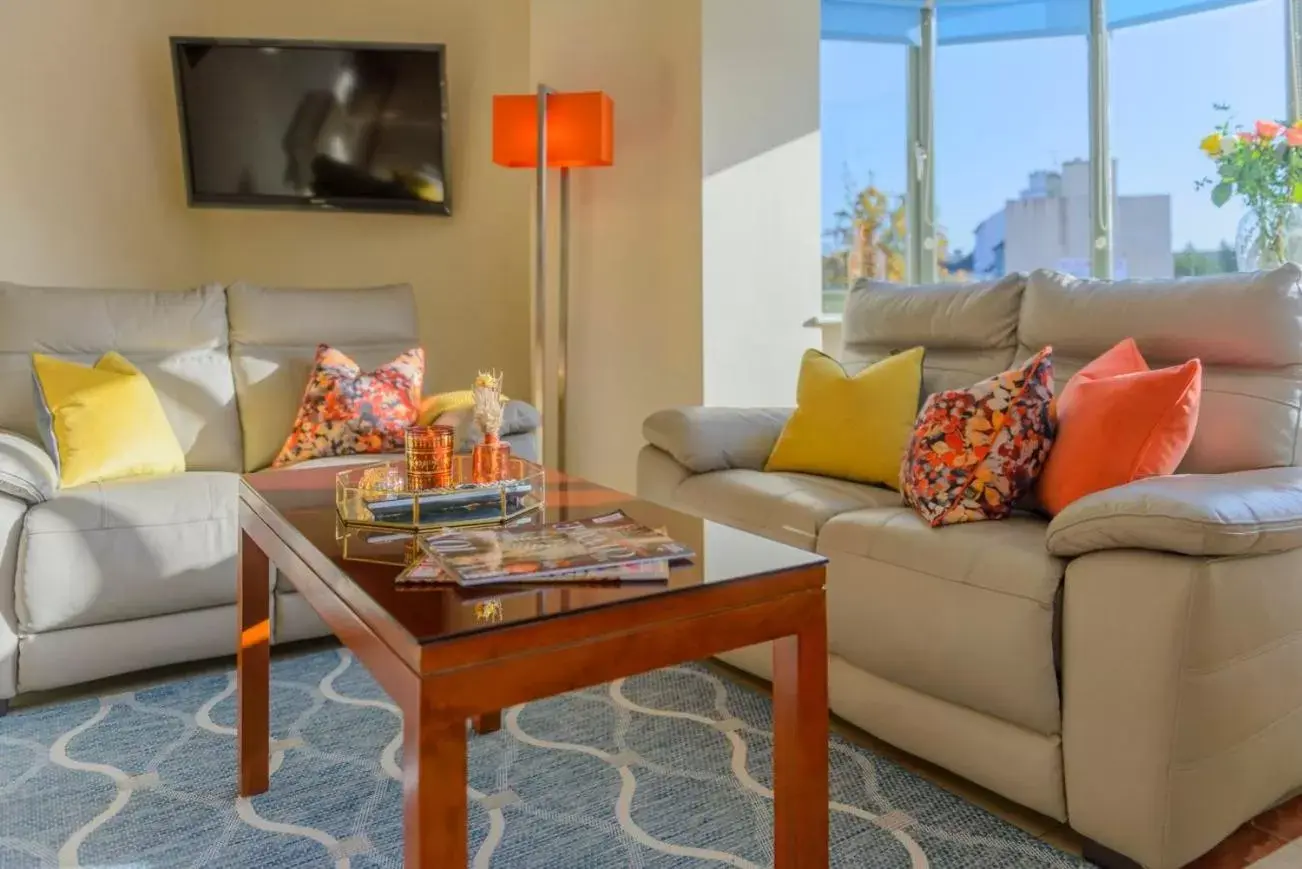 Living room, Seating Area in Park Place Apartments