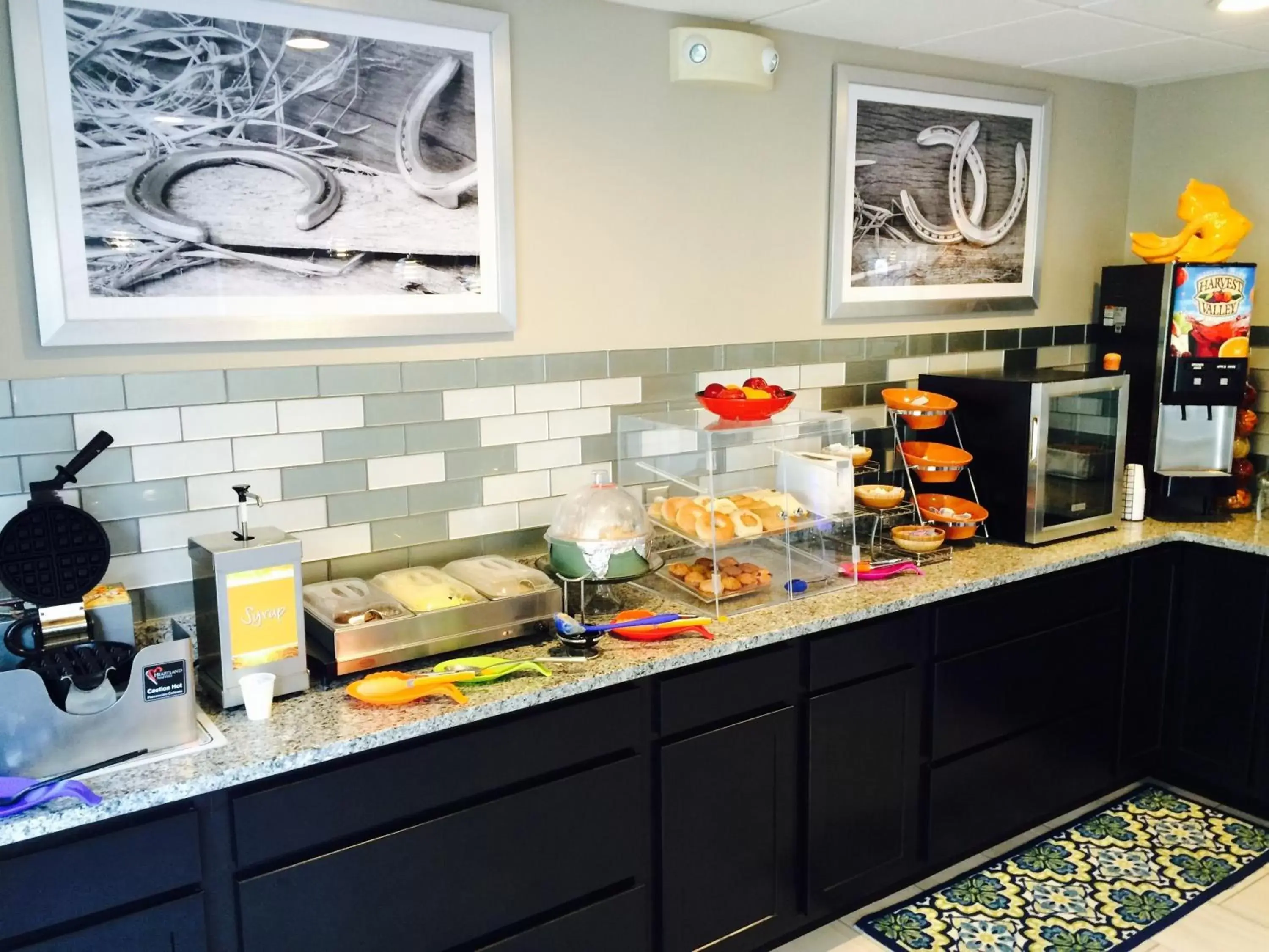 Food and drinks in Guesthouse Inn & Suites Lexington