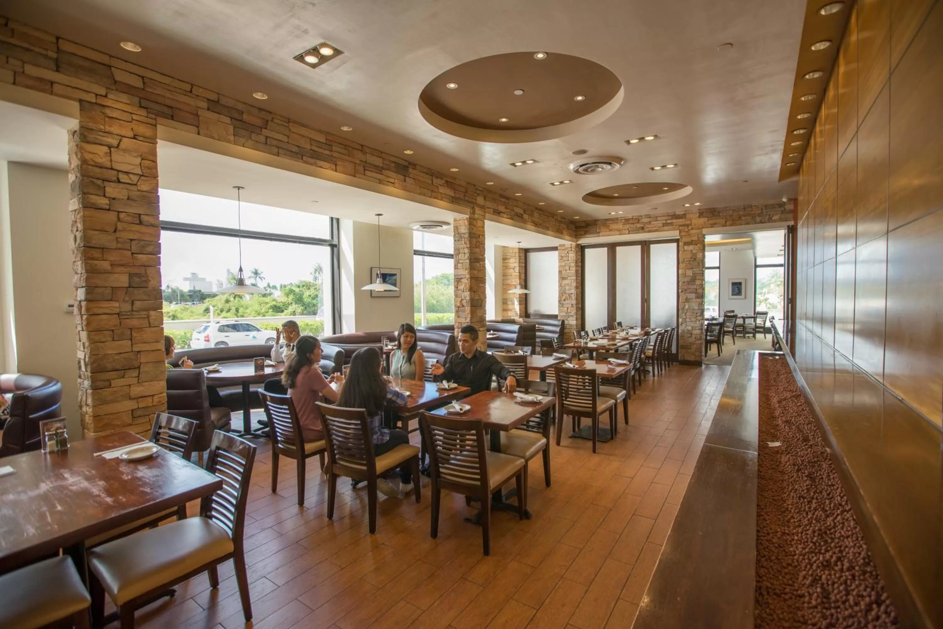 Restaurant/places to eat in Royal Orchid Hotel Guam