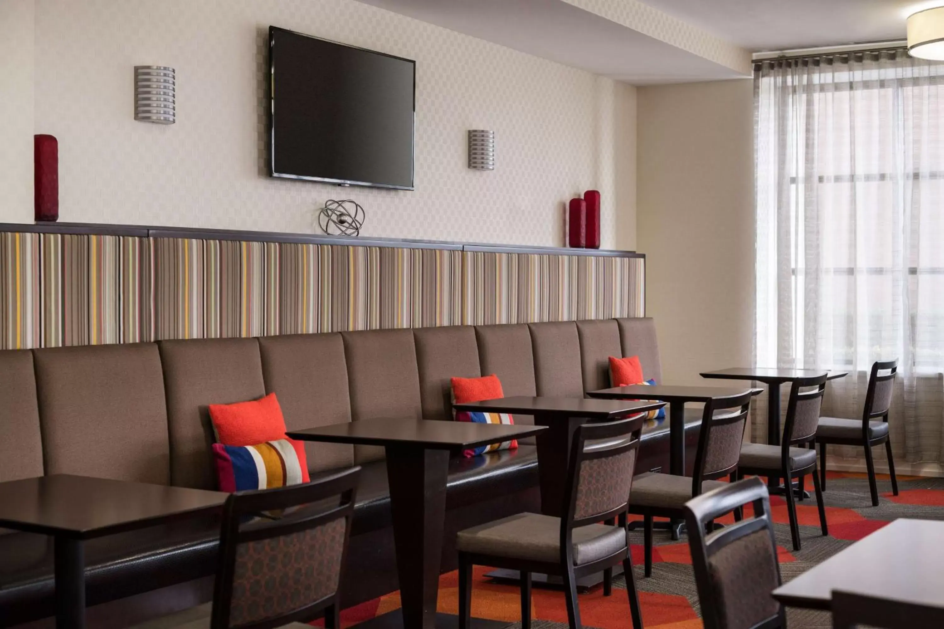Lobby or reception, Lounge/Bar in Homewood Suites by Hilton-Anaheim
