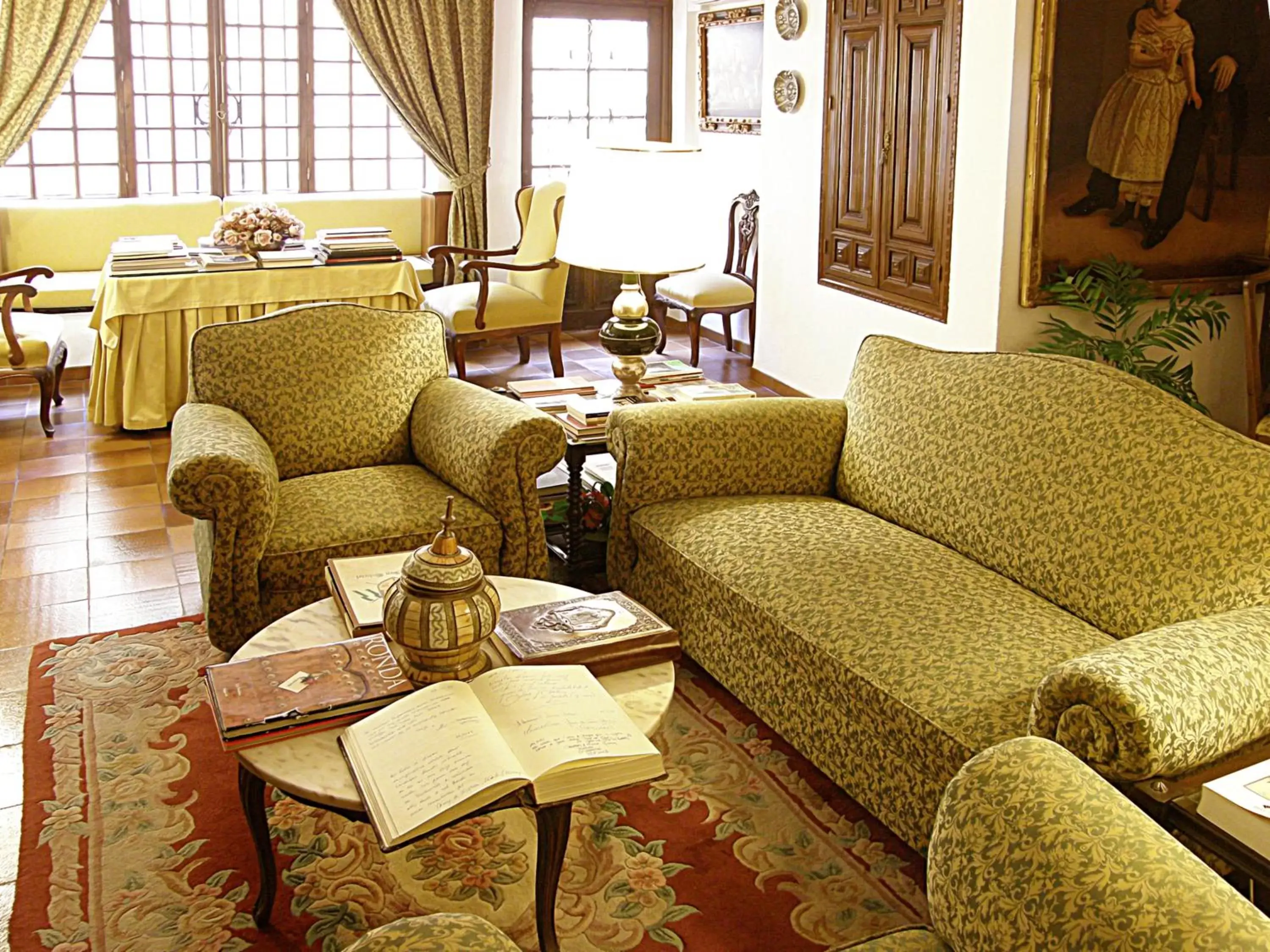 Communal lounge/ TV room, Seating Area in Hotel Soho Boutique Palacio San Gabriel