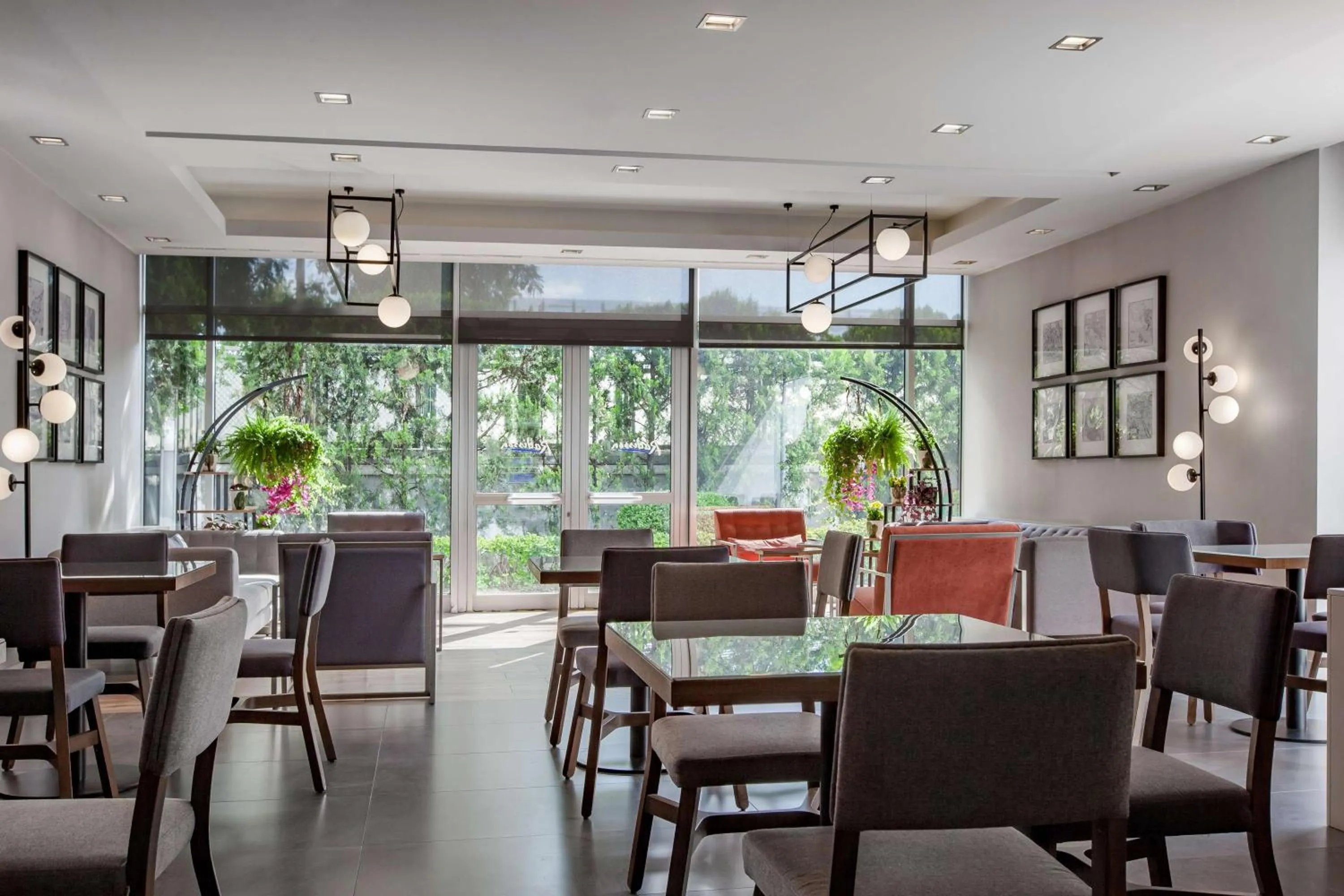 Restaurant/places to eat in Radisson Blu Ankara