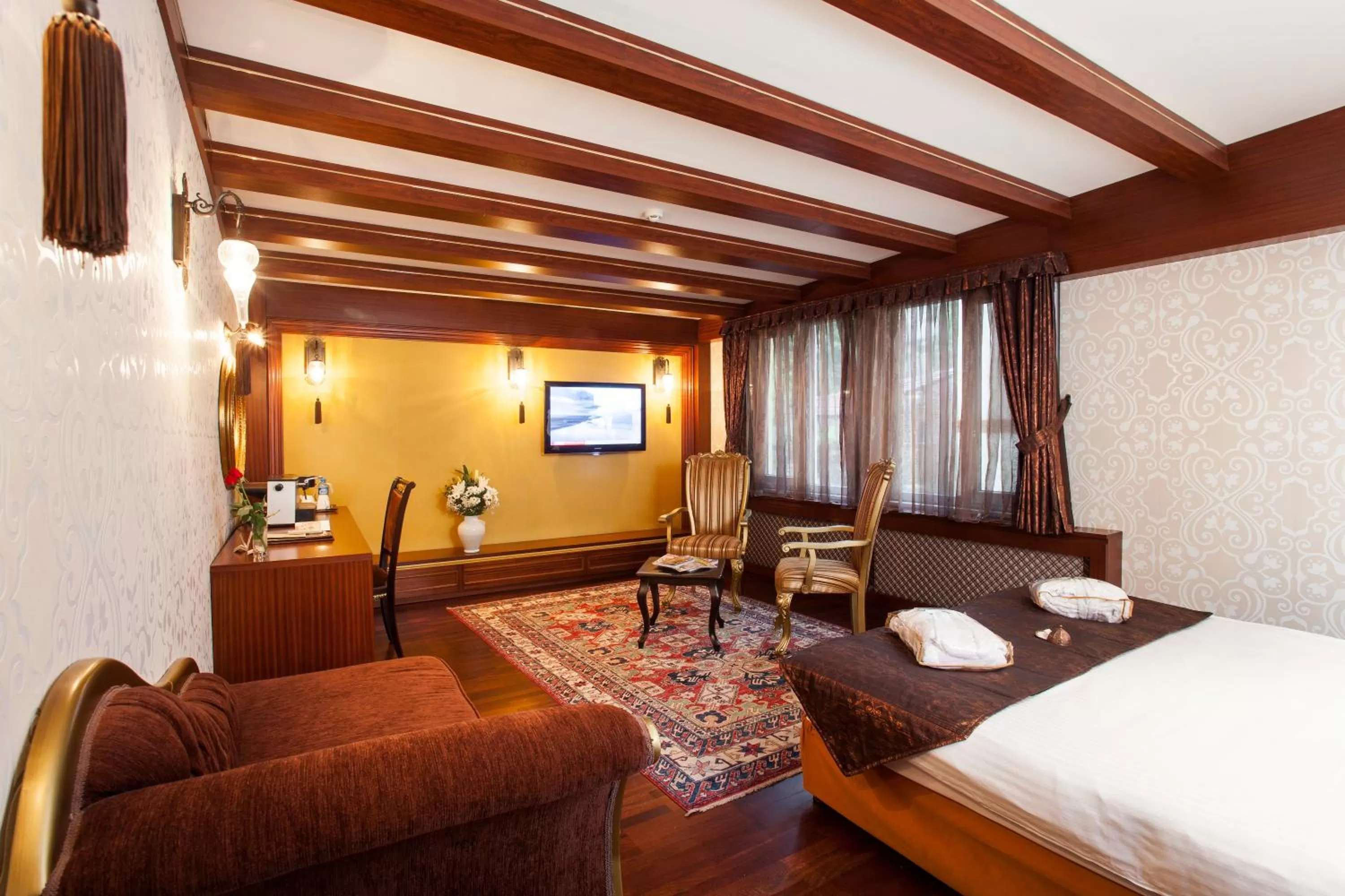 Photo of the whole room, Bed in Ottoman Hotel Imperial-Special Category