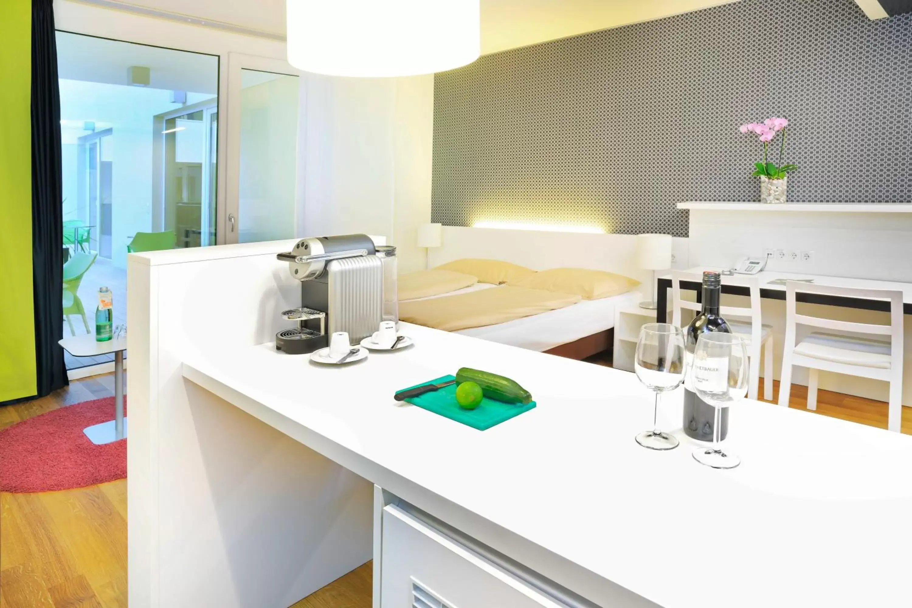 Food, Kitchen/Kitchenette in harry's home hotel & apartments