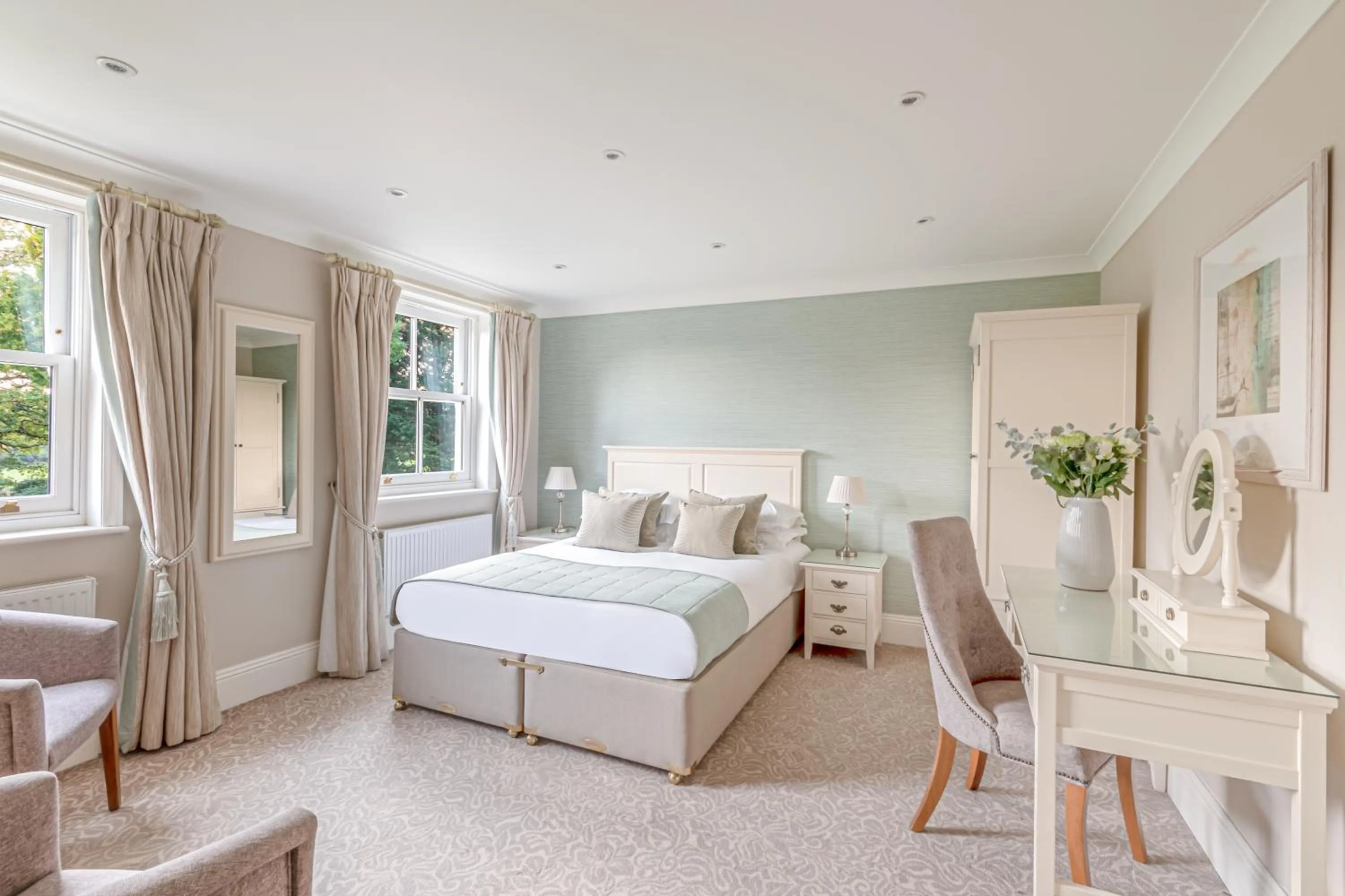 Bedroom, Bed in Bartley Lodge Hotel