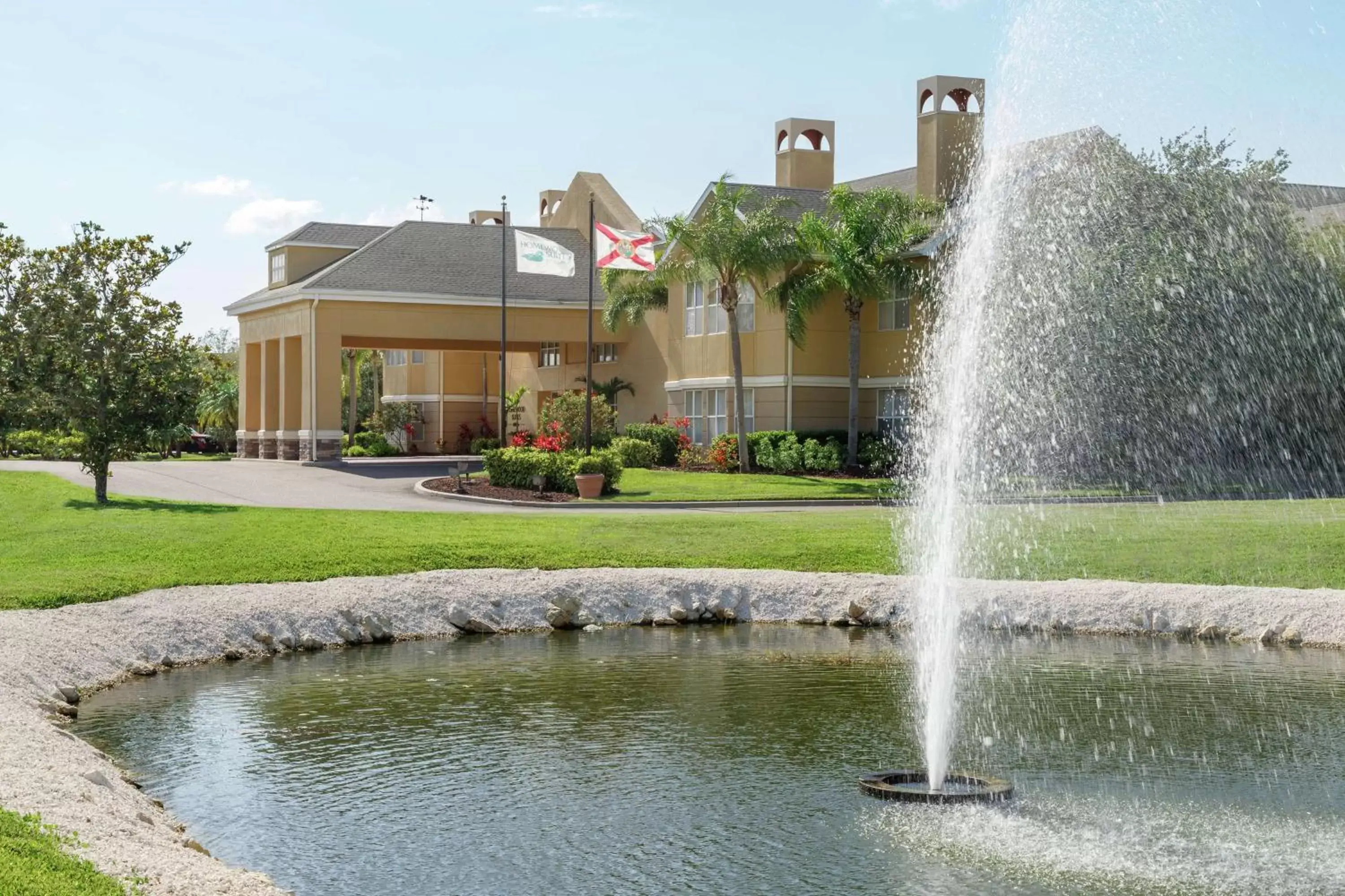 Property building, Swimming Pool in Homewood Suites by Hilton St. Petersburg Clearwater