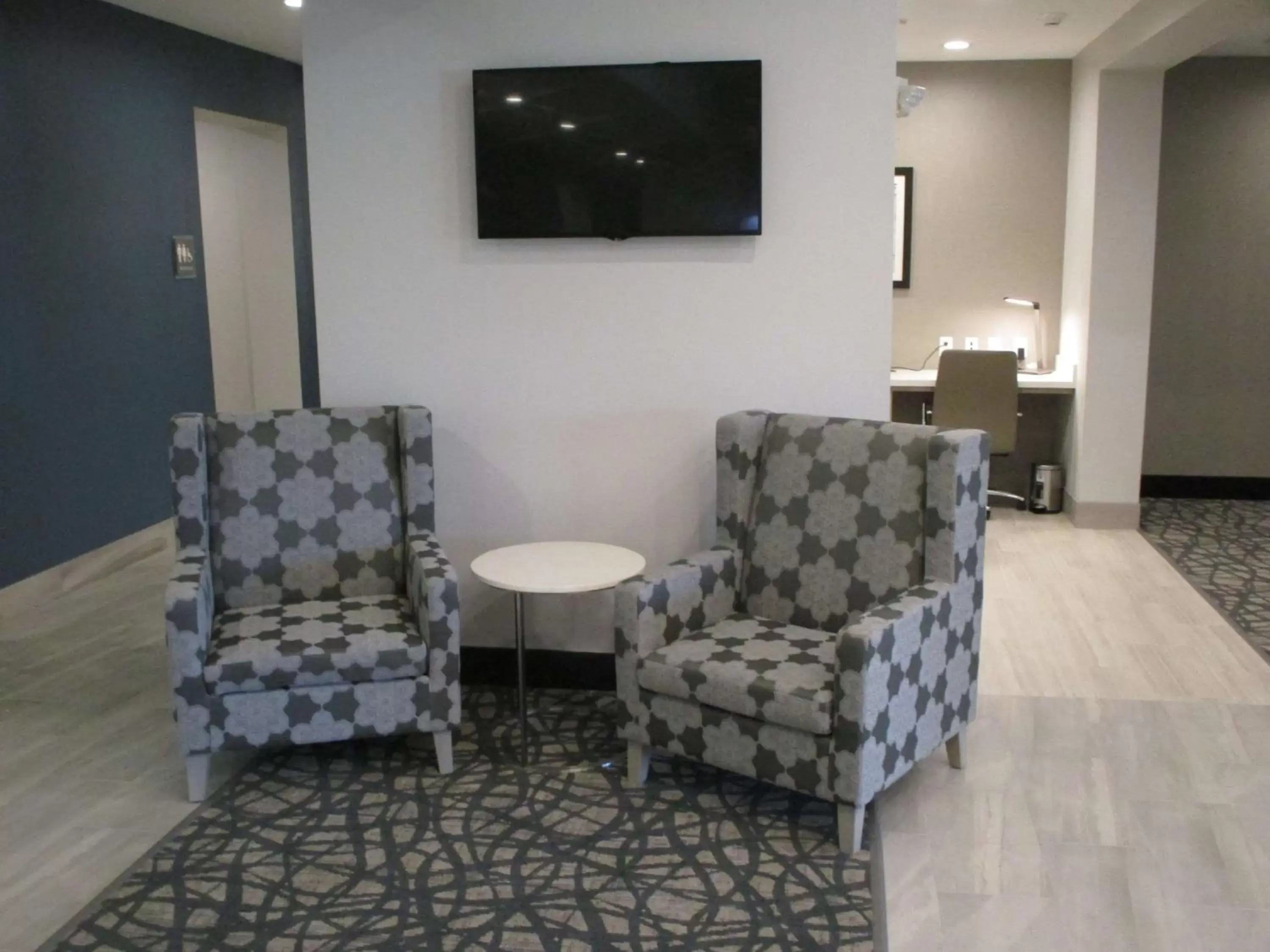 Lobby or reception, Seating Area in Best Western Plus Chandler