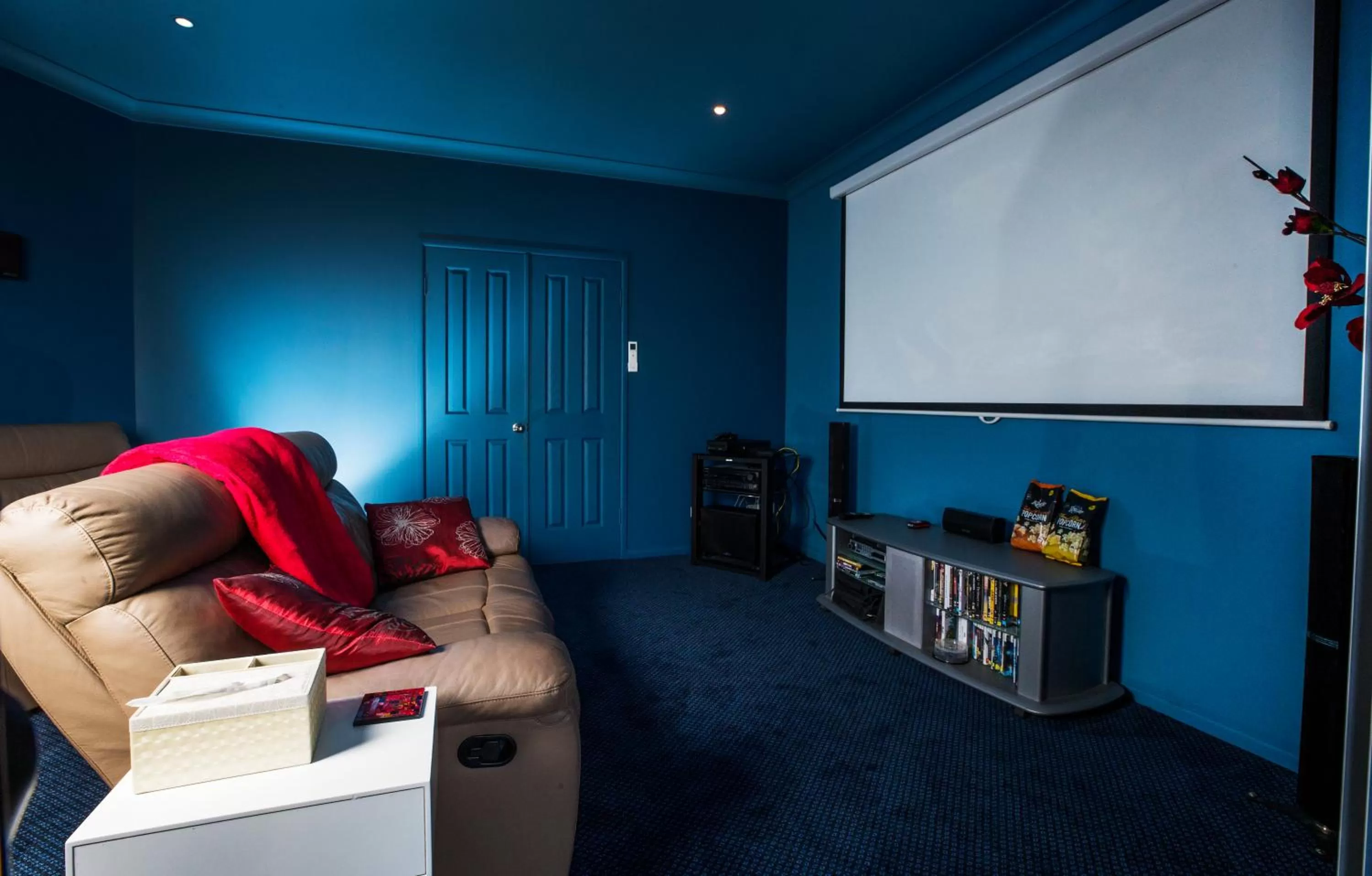 Area and facilities in Mapleton Springs