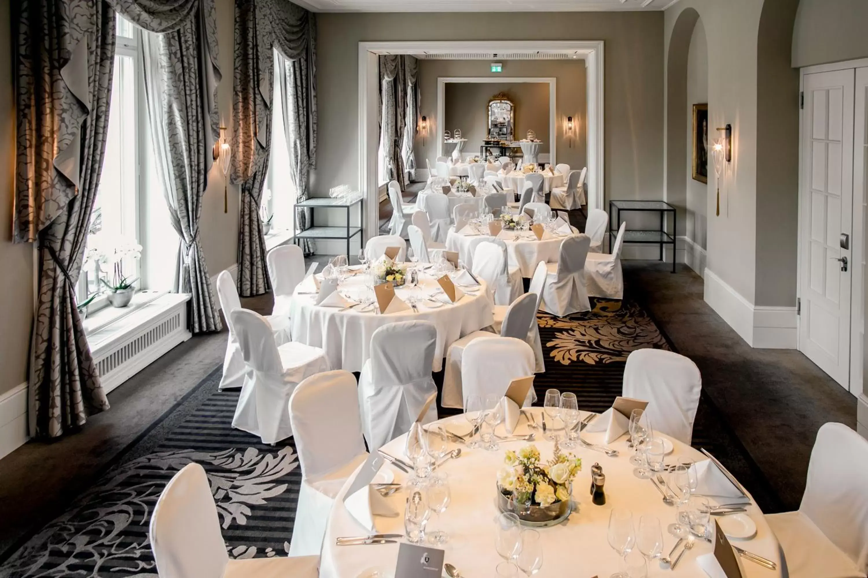 Restaurant/places to eat, Banquet Facilities in Hotel Schweizerhof Bern & Spa