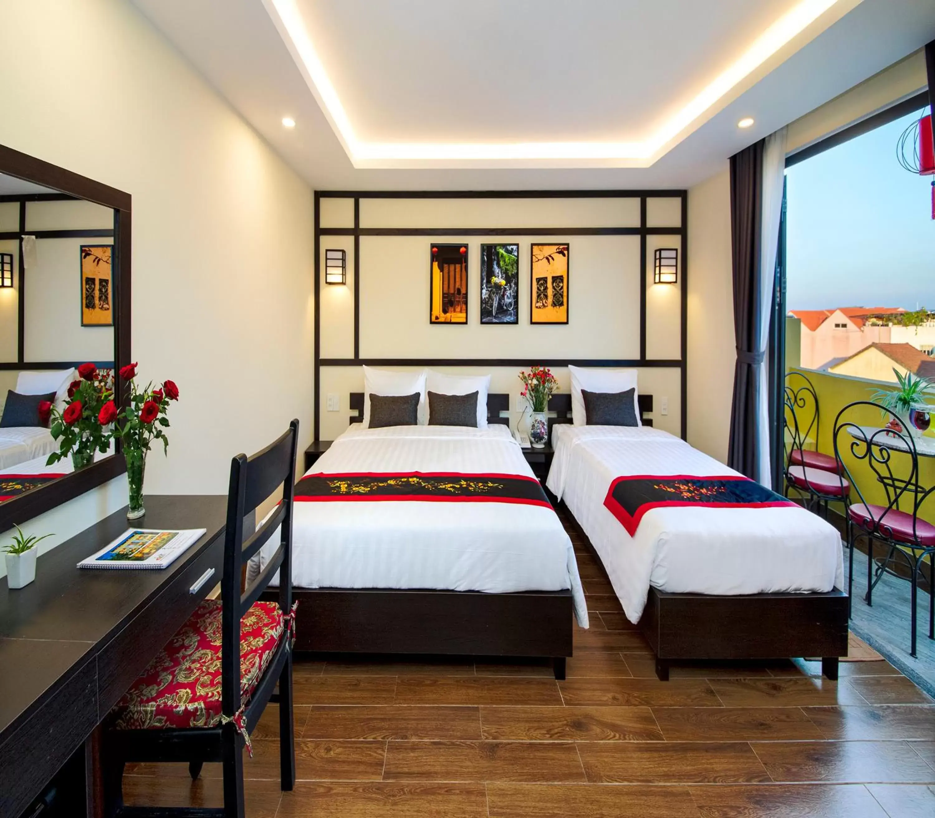 Facade/entrance, Bed in Hoi An Riverland Villa - Hoi An Center Facade/entrance, Bed in Hoi An Riverland Villa - Hoi An Center