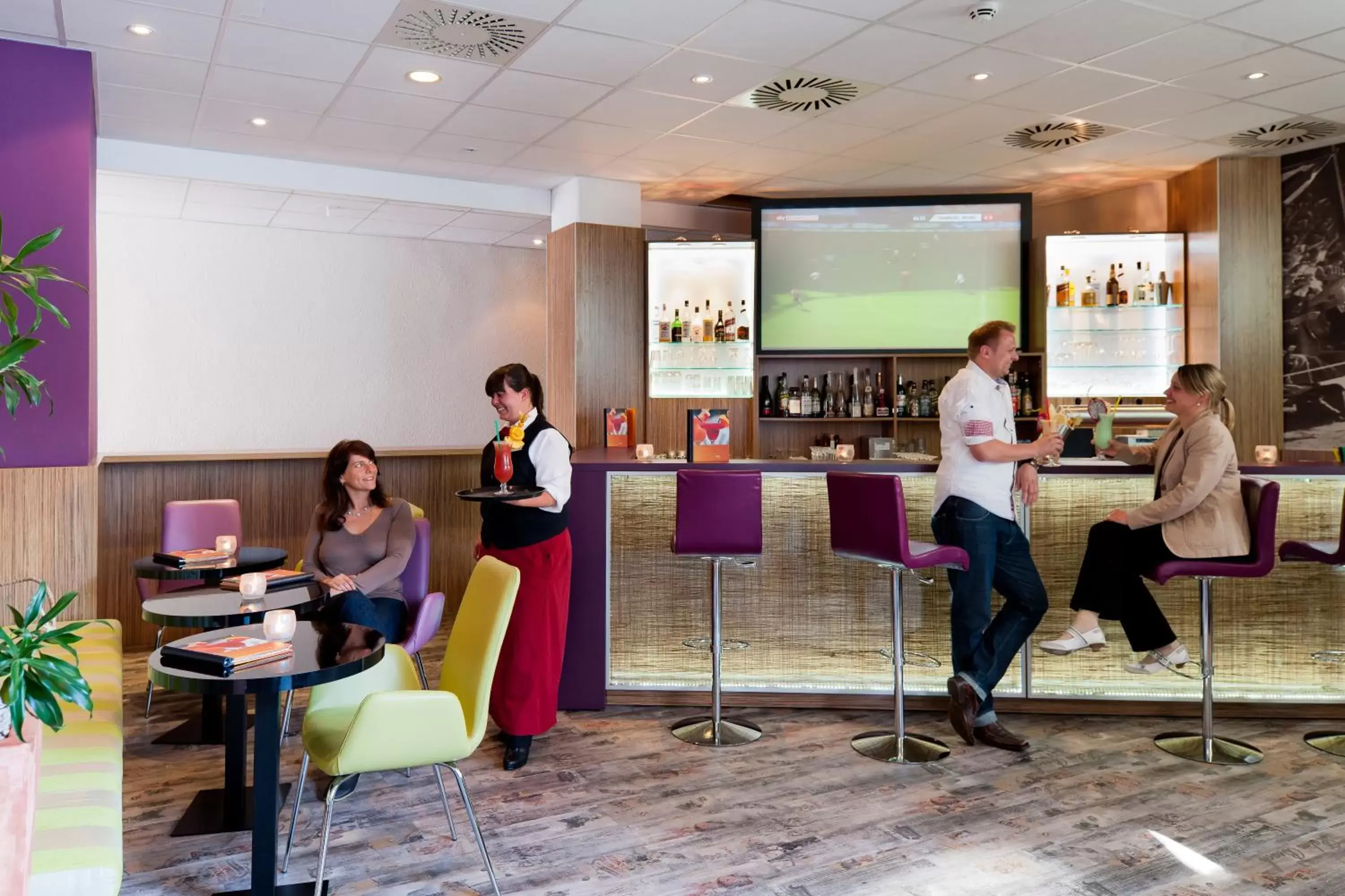 Lounge or bar in Mercure Hotel Hamburg am Volkspark