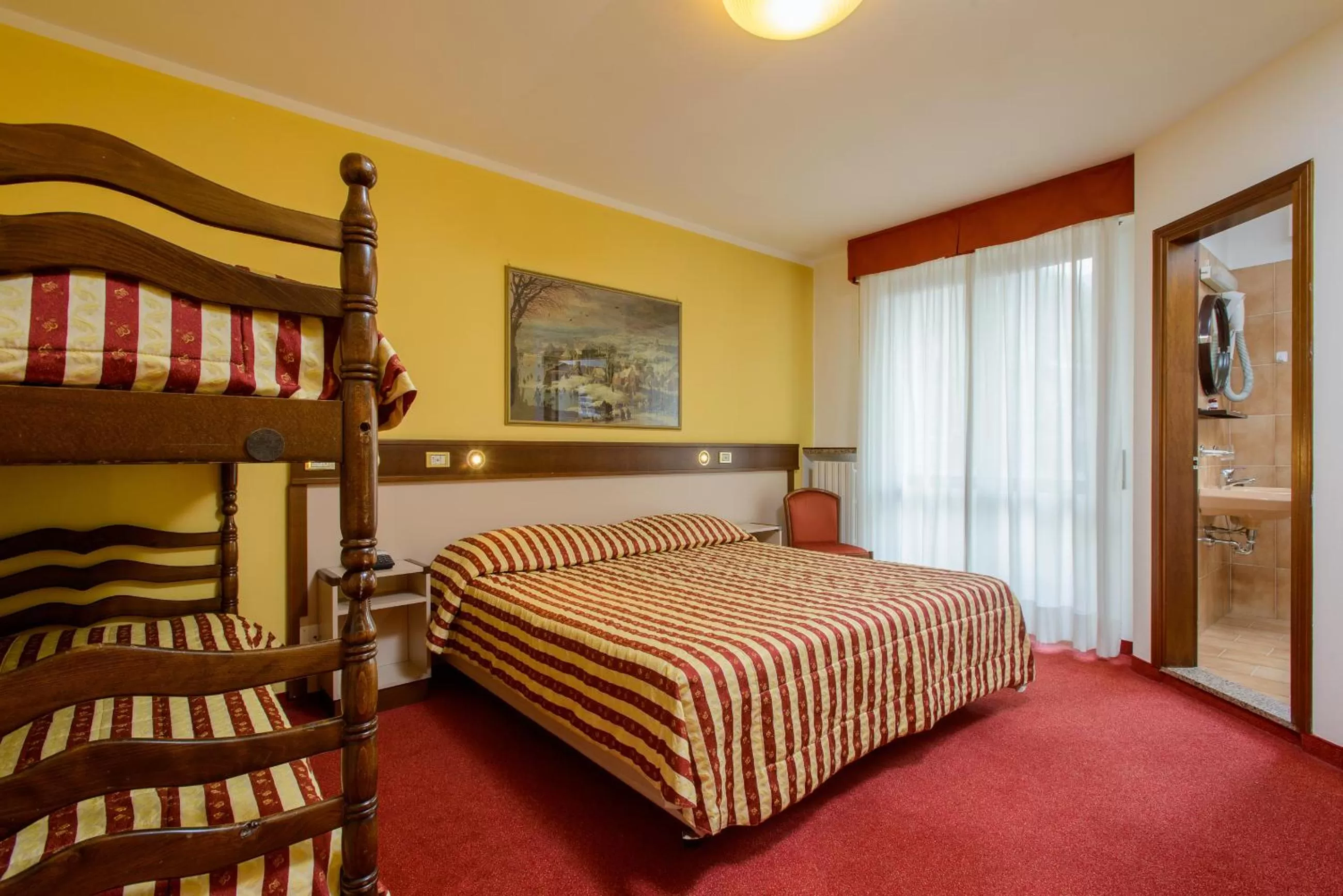 Bedroom, Bed in Bes Hotel Papa San Pellegrino Terme