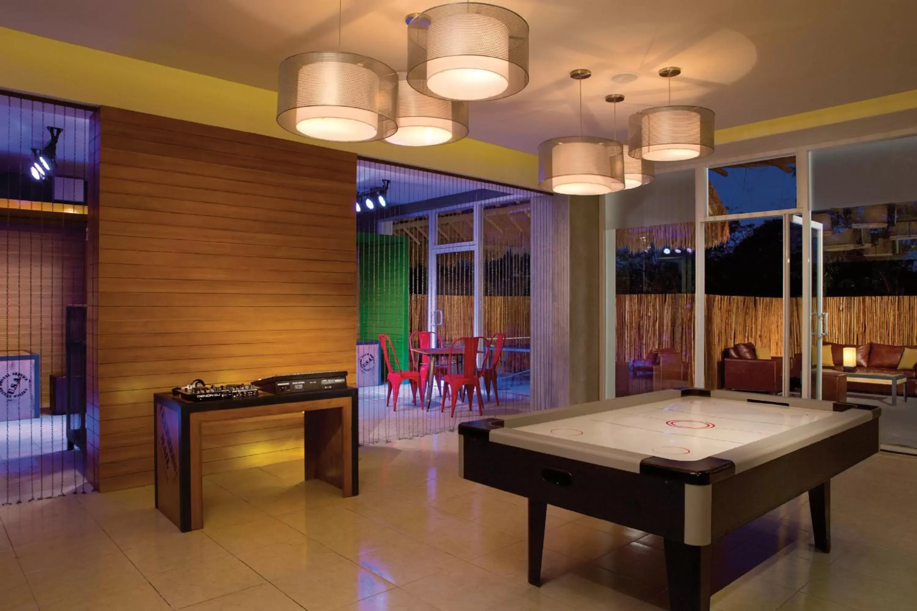 Game Room, Billiards in Dreams Cozumel Cape Resort & Spa