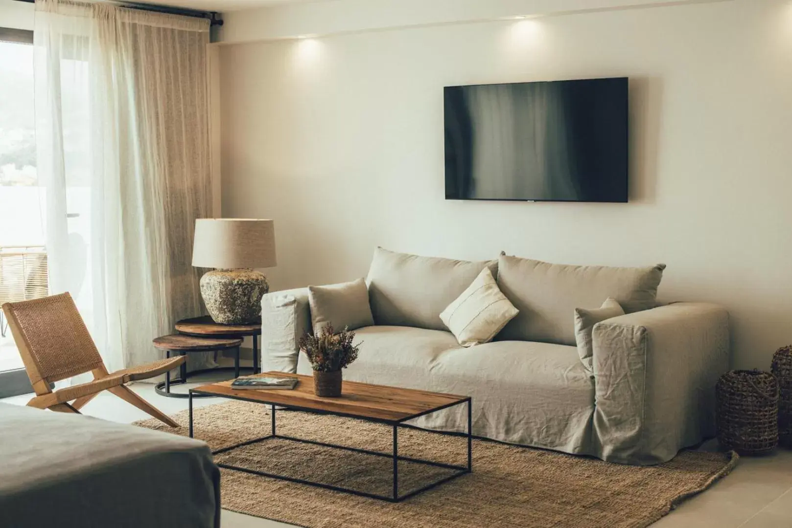 Bedroom, Seating Area in Cala Lanuza Suites