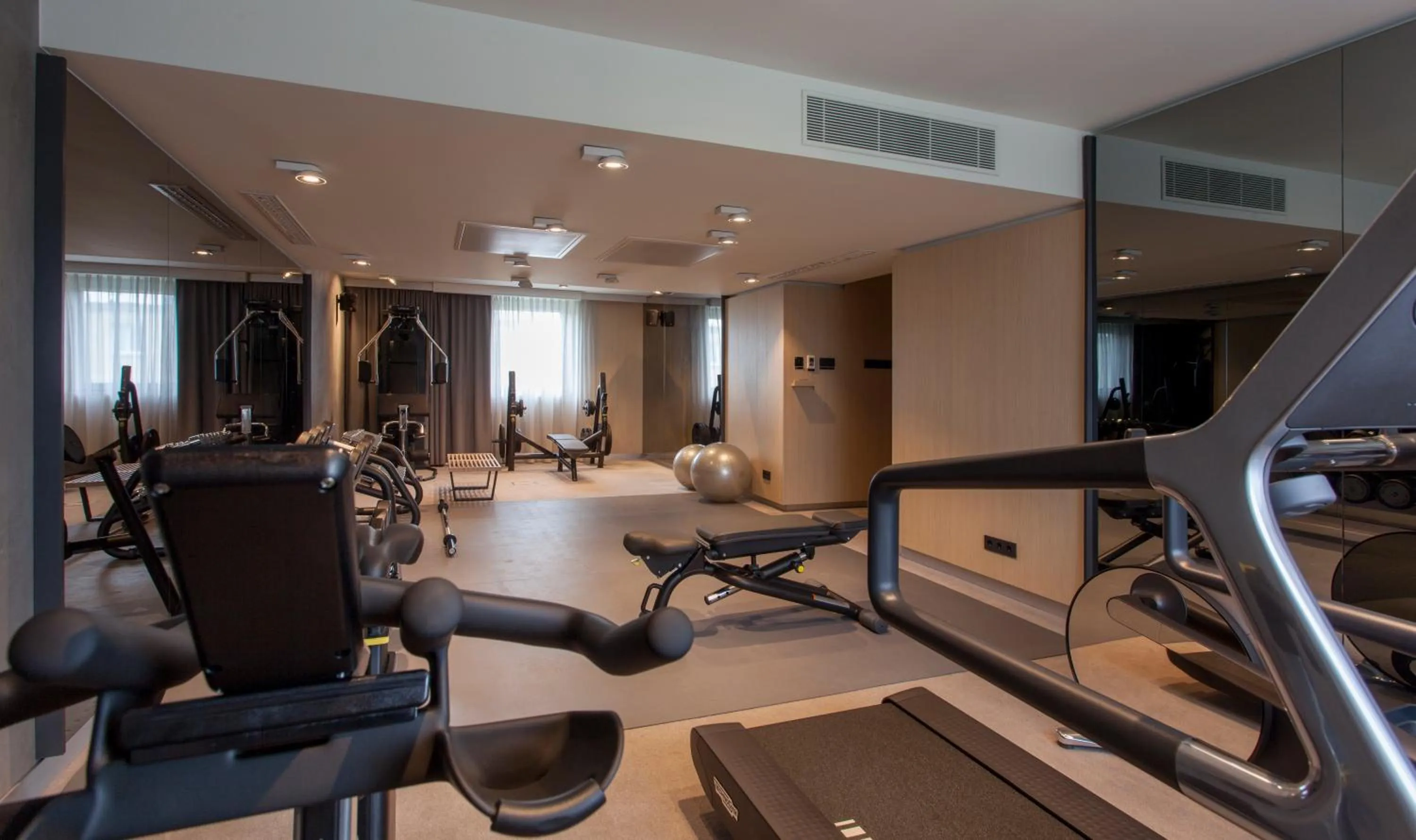 Fitness centre/facilities in Ilonn Hotel