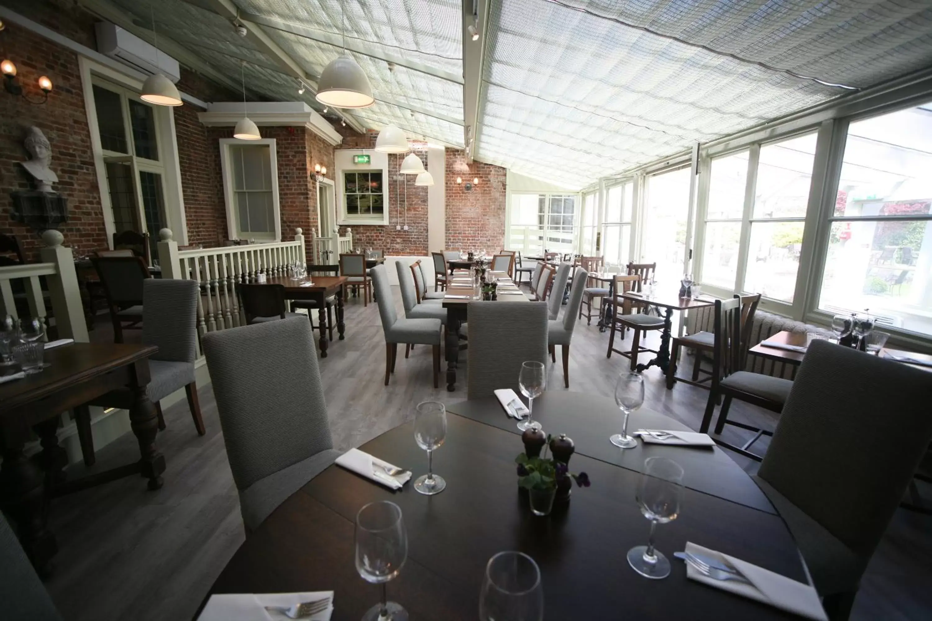 Restaurant/Places to Eat in Winchester Royal Hotel