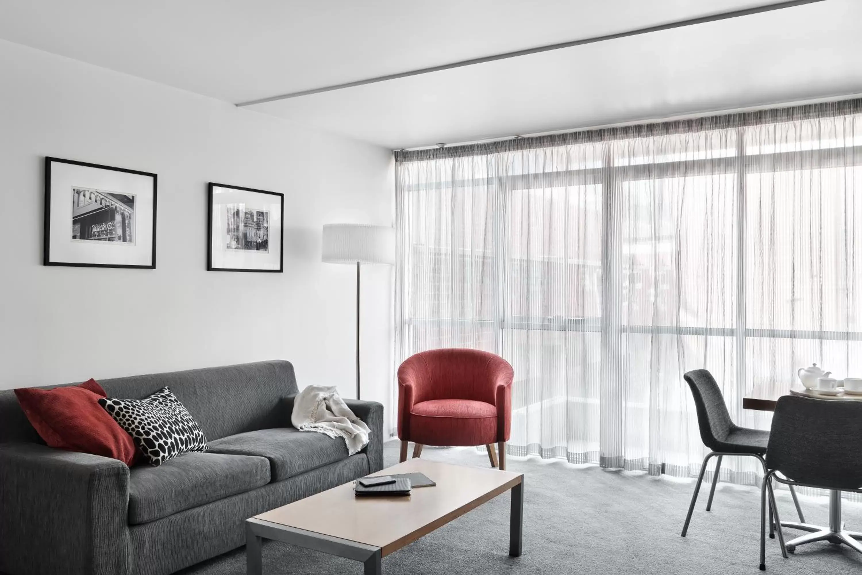 Living room, Seating Area in Punthill Apartment Hotel - Little Bourke