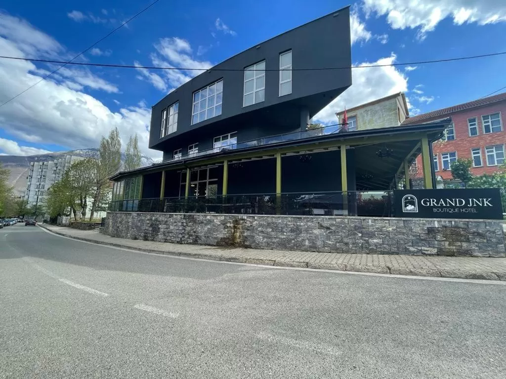 Property Building in GRAND JNK Boutique Hotel