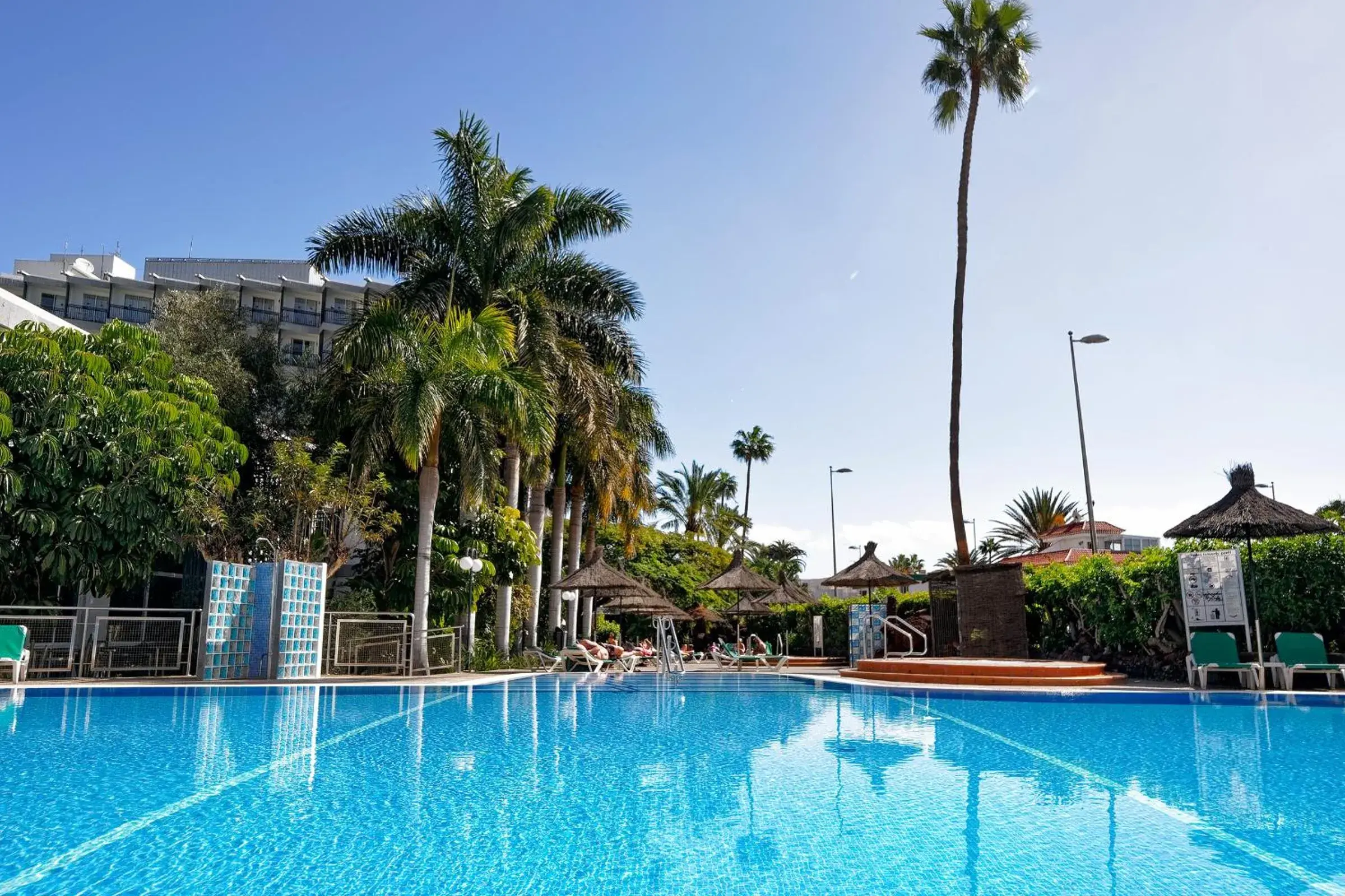 Swimming Pool in Relaxia Beverly Park