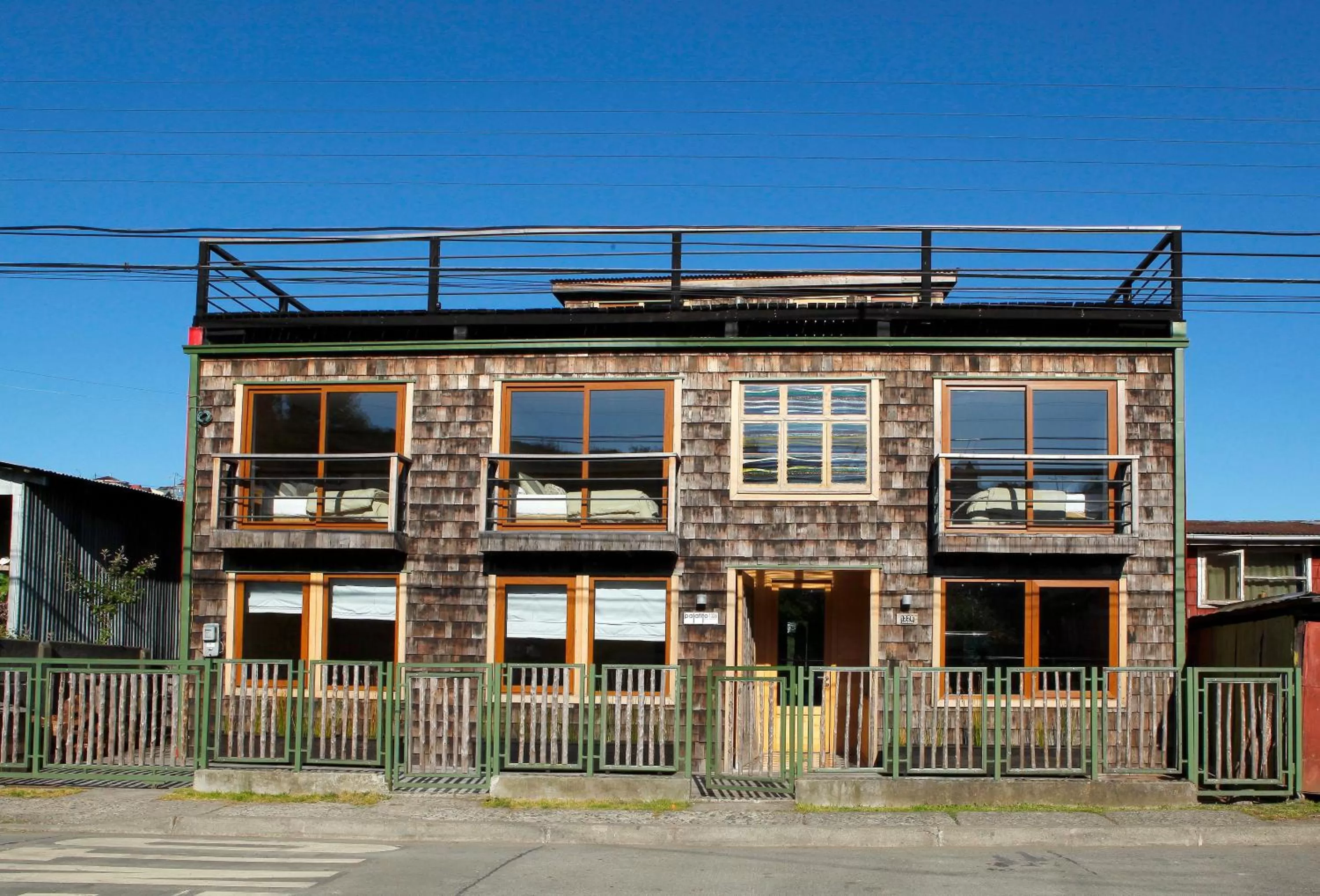 Facade/entrance, Property Building in Palafito 1326 Hotel Boutique Chiloé