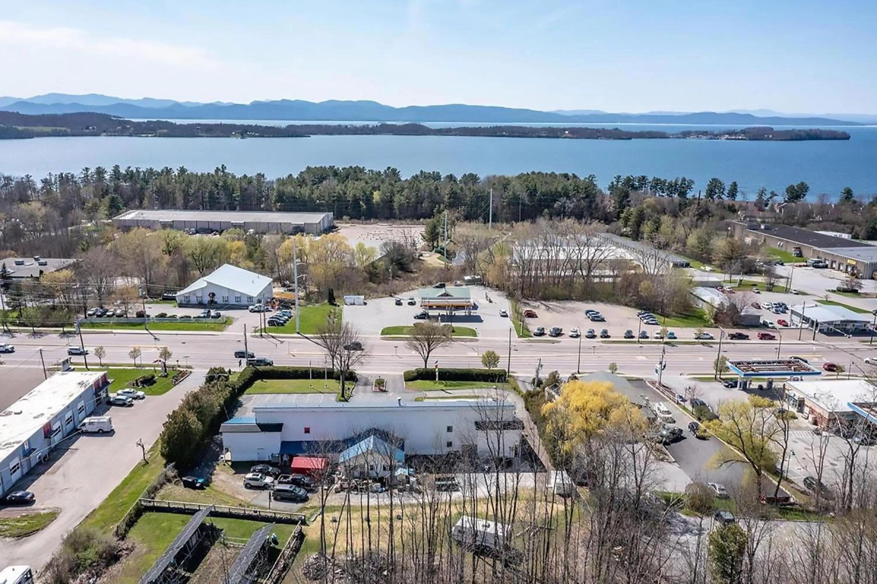 Bird's eye view in South Side Inn - Burlington