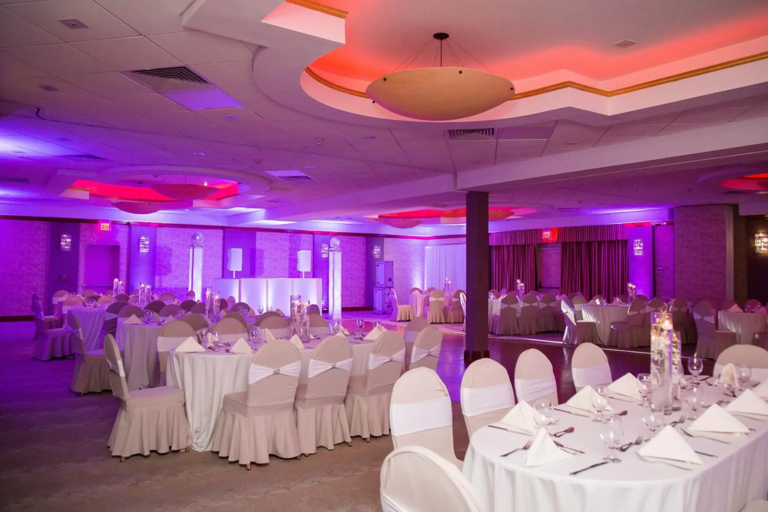 Meeting/conference room, Banquet Facilities in Holiday Inn Plainview-Long Island, an IHG Hotel